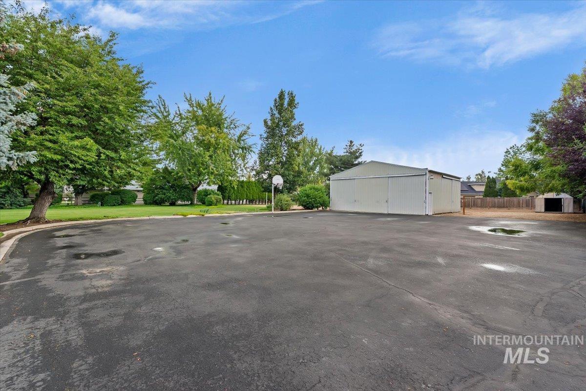 818 Winther Blvd, Nampa, Idaho 83651, 5 Bedrooms, 3 Bathrooms, Residential For Sale, Price $875,000,MLS 98994501