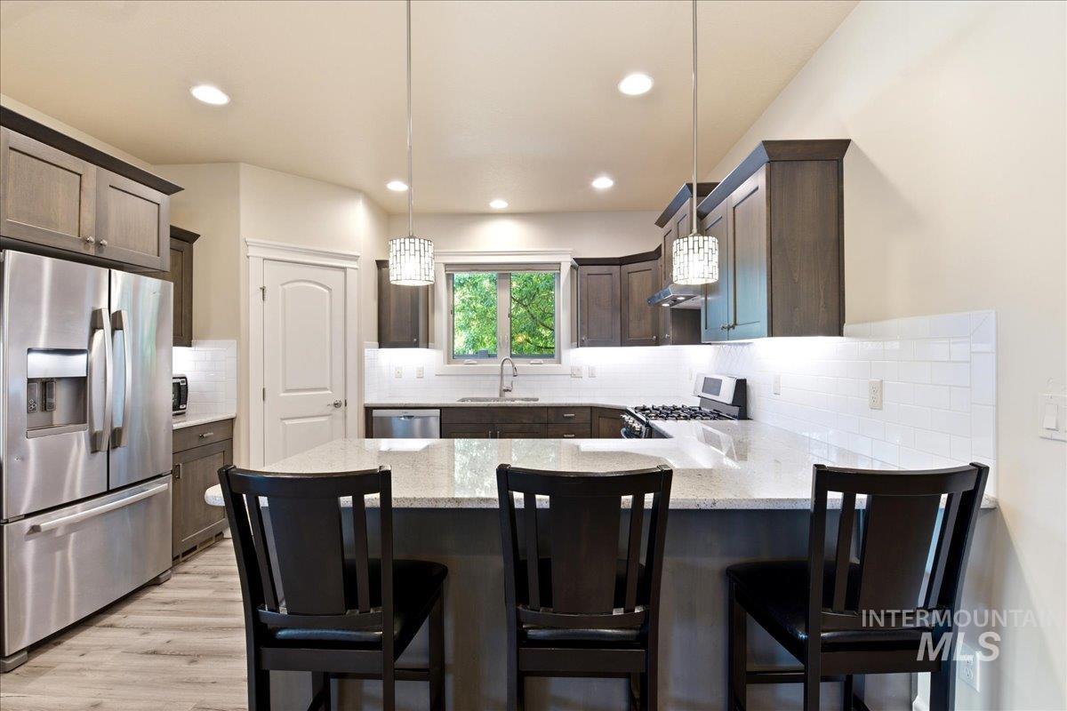 1400 E Summerplace St, Meridian, Idaho 83646, 3 Bedrooms, 2 Bathrooms, Residential For Sale, Price $499,900, 98994503