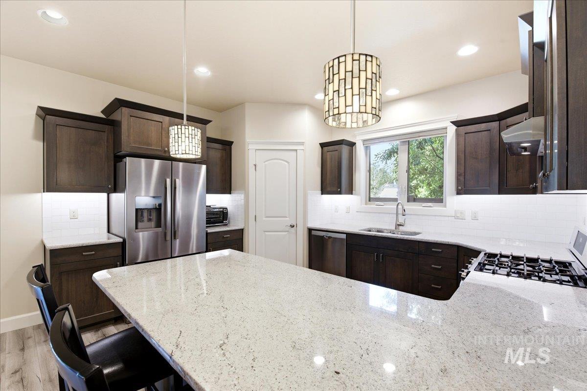 1400 E Summerplace St, Meridian, Idaho 83646, 3 Bedrooms, 2 Bathrooms, Residential For Sale, Price $499,900, 98994503