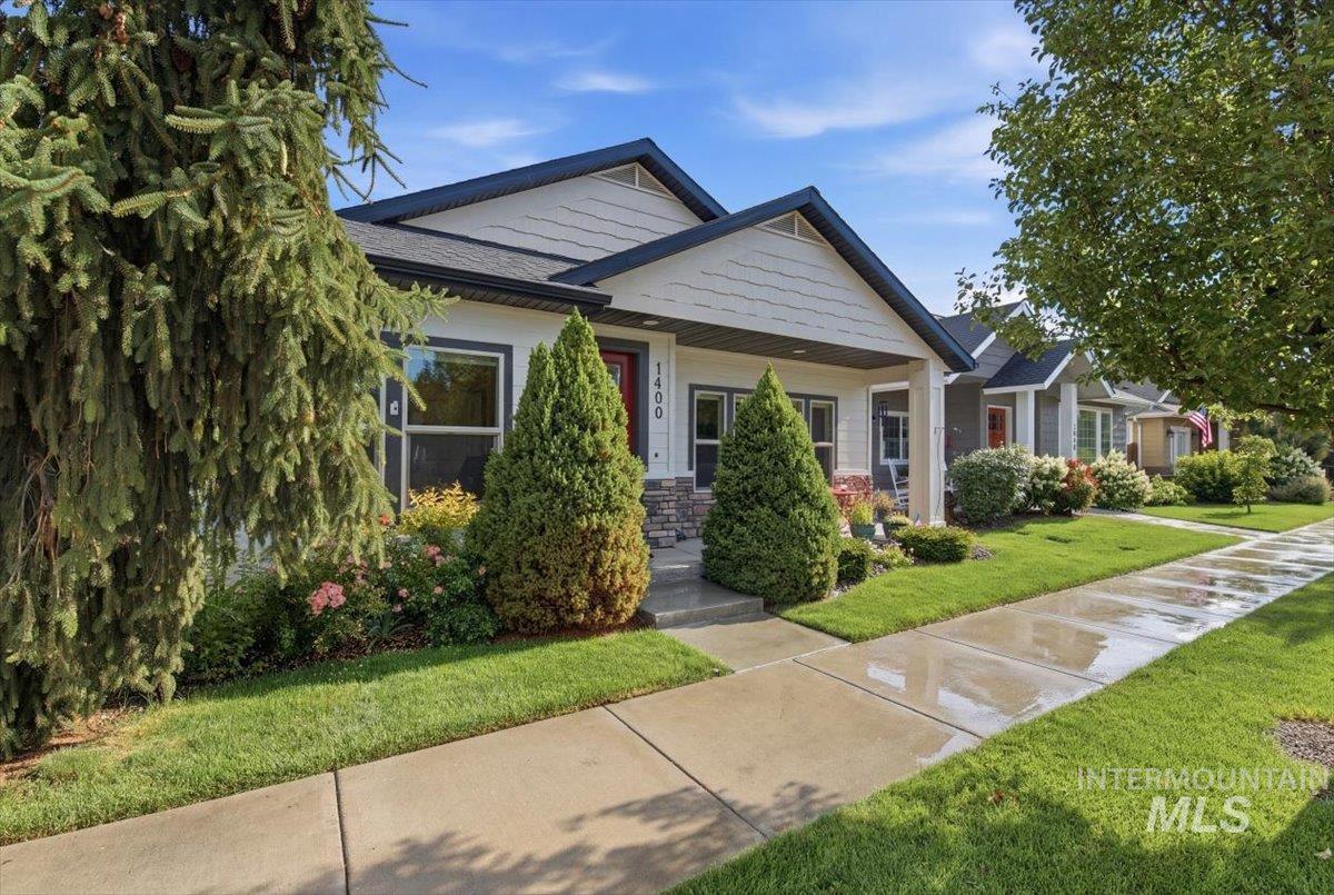 1400 E Summerplace St, Meridian, Idaho 83646, 3 Bedrooms, 2 Bathrooms, Residential For Sale, Price $499,900, 98994503
