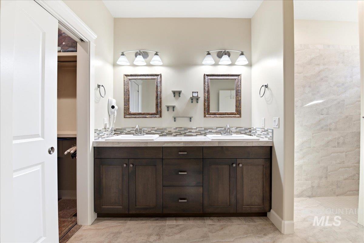 1400 E Summerplace St, Meridian, Idaho 83646, 3 Bedrooms, 2 Bathrooms, Residential For Sale, Price $499,900, 98994503