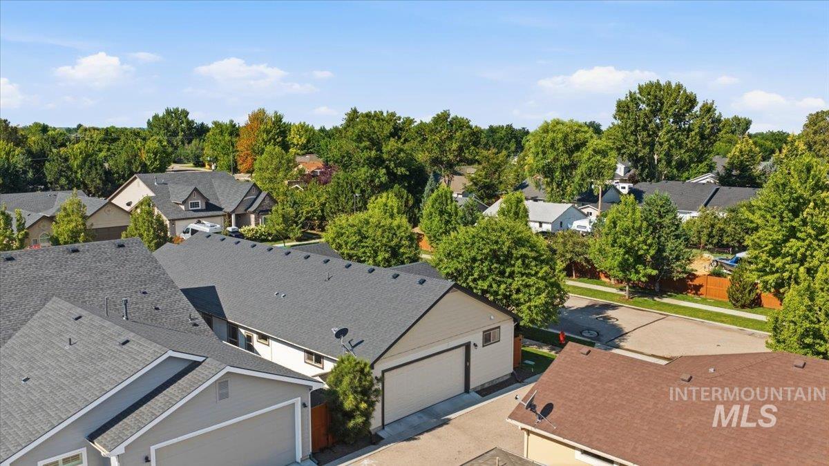 1400 E Summerplace St, Meridian, Idaho 83646, 3 Bedrooms, 2 Bathrooms, Residential For Sale, Price $499,900, 98994503