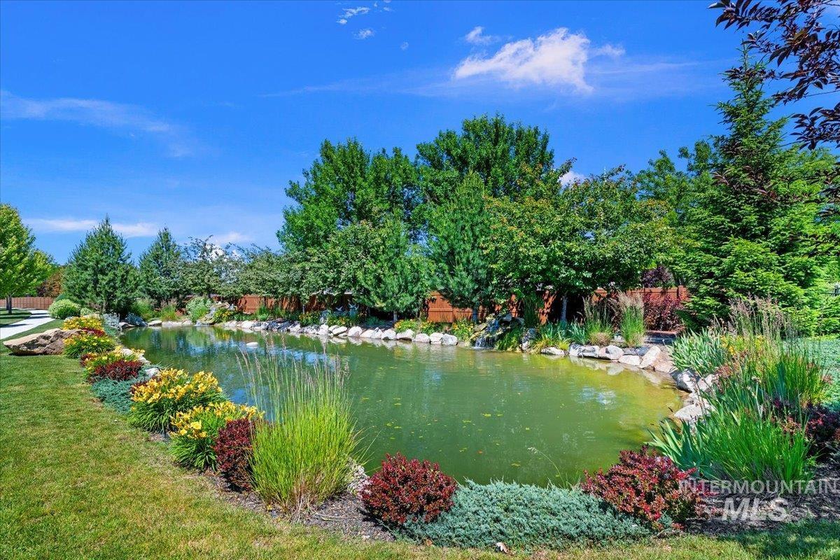 1400 E Summerplace St, Meridian, Idaho 83646, 3 Bedrooms, 2 Bathrooms, Residential For Sale, Price $499,900, 98994503