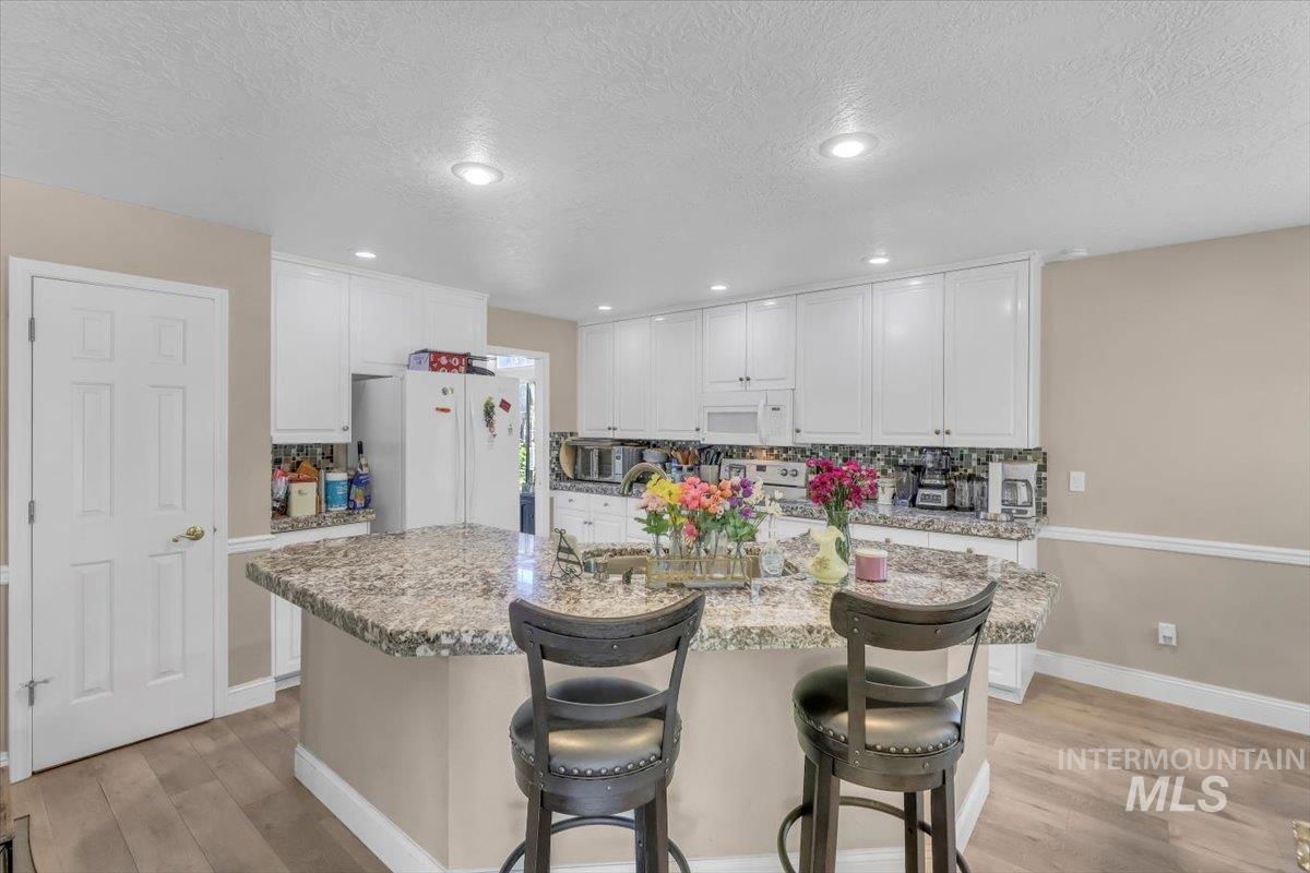12113 W Musket Dr, Boise, Idaho 83713, 4 Bedrooms, 2 Bathrooms, Residential For Sale, Price $585,000, 98994505