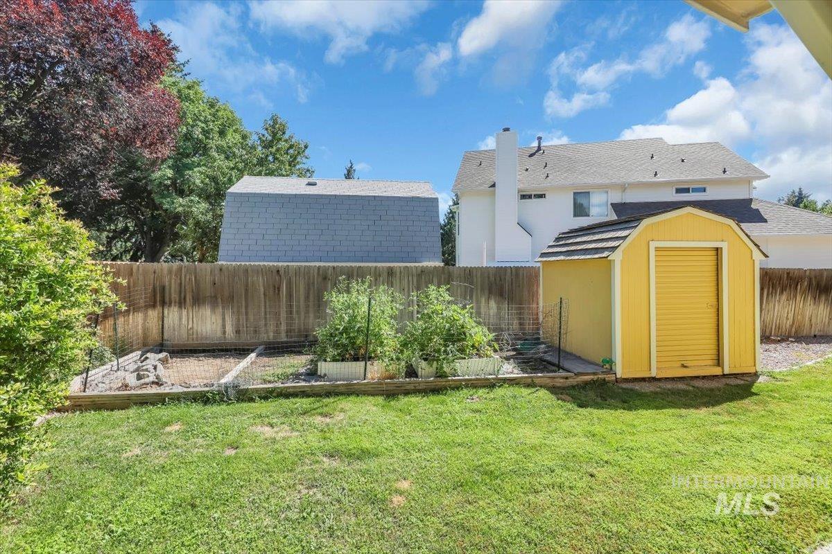 12113 W Musket Dr, Boise, Idaho 83713, 4 Bedrooms, 2 Bathrooms, Residential For Sale, Price $585,000, 98994505