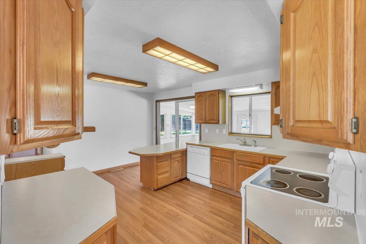 11140 W Gila Dr, Kuna, Idaho 83634, 3 Bedrooms, 2 Bathrooms, Residential For Sale, Price $509,509, 98994507