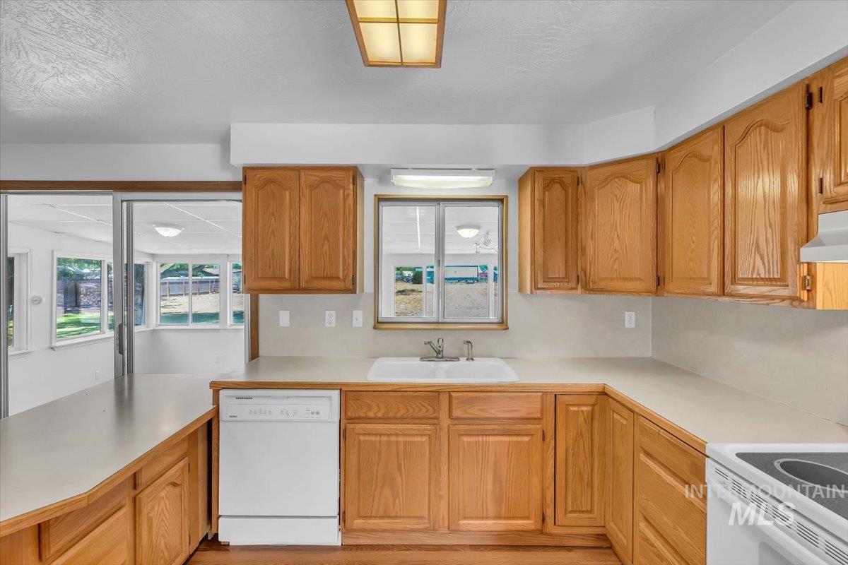 11140 W Gila Dr, Kuna, Idaho 83634, 3 Bedrooms, 2 Bathrooms, Residential For Sale, Price $509,509, 98994507