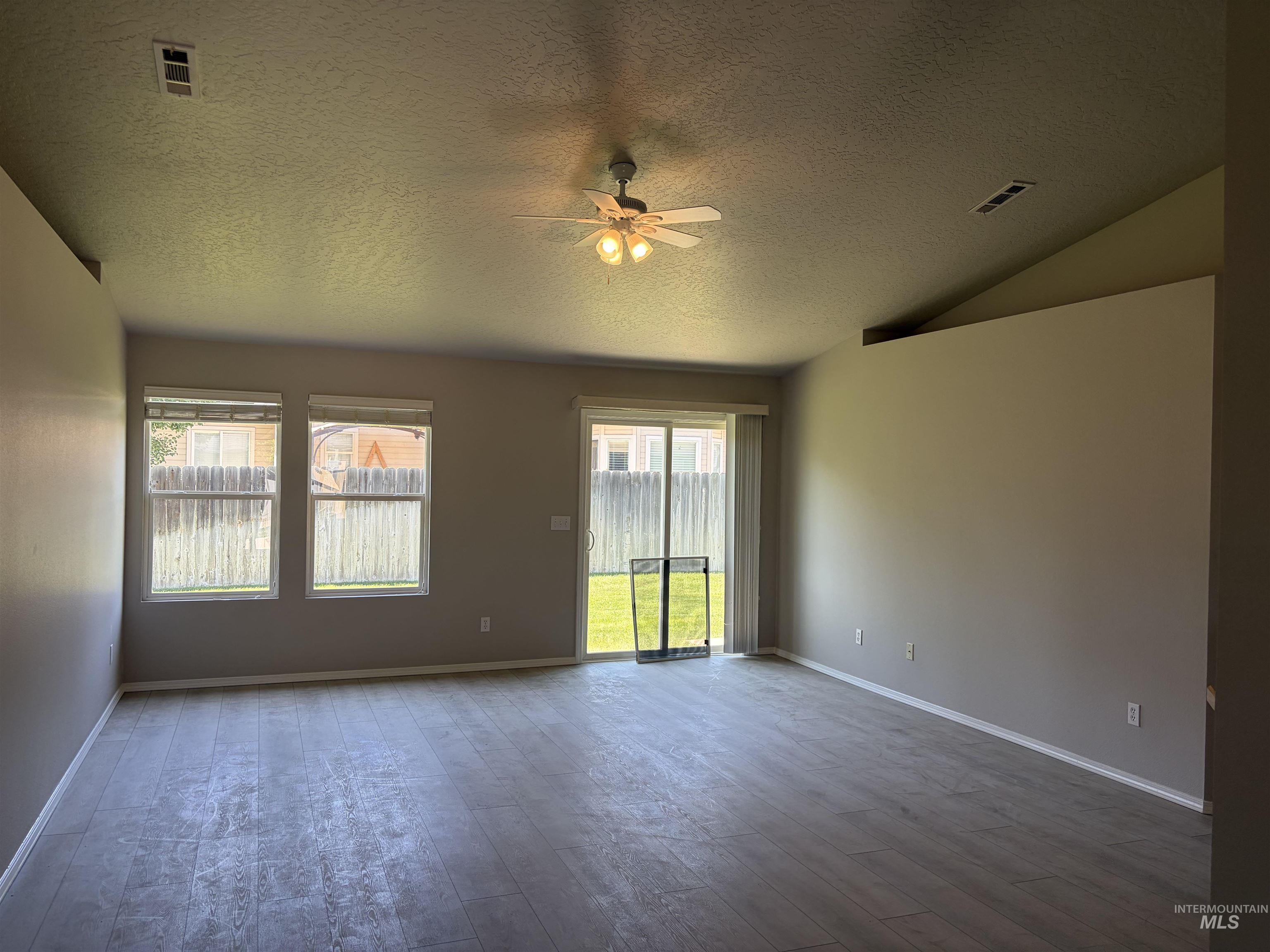 119 Midvale Ave., Caldwell, Idaho 83605, 3 Bedrooms, 2 Bathrooms, Rental For Rent, Price $2,050,MLS 98994509