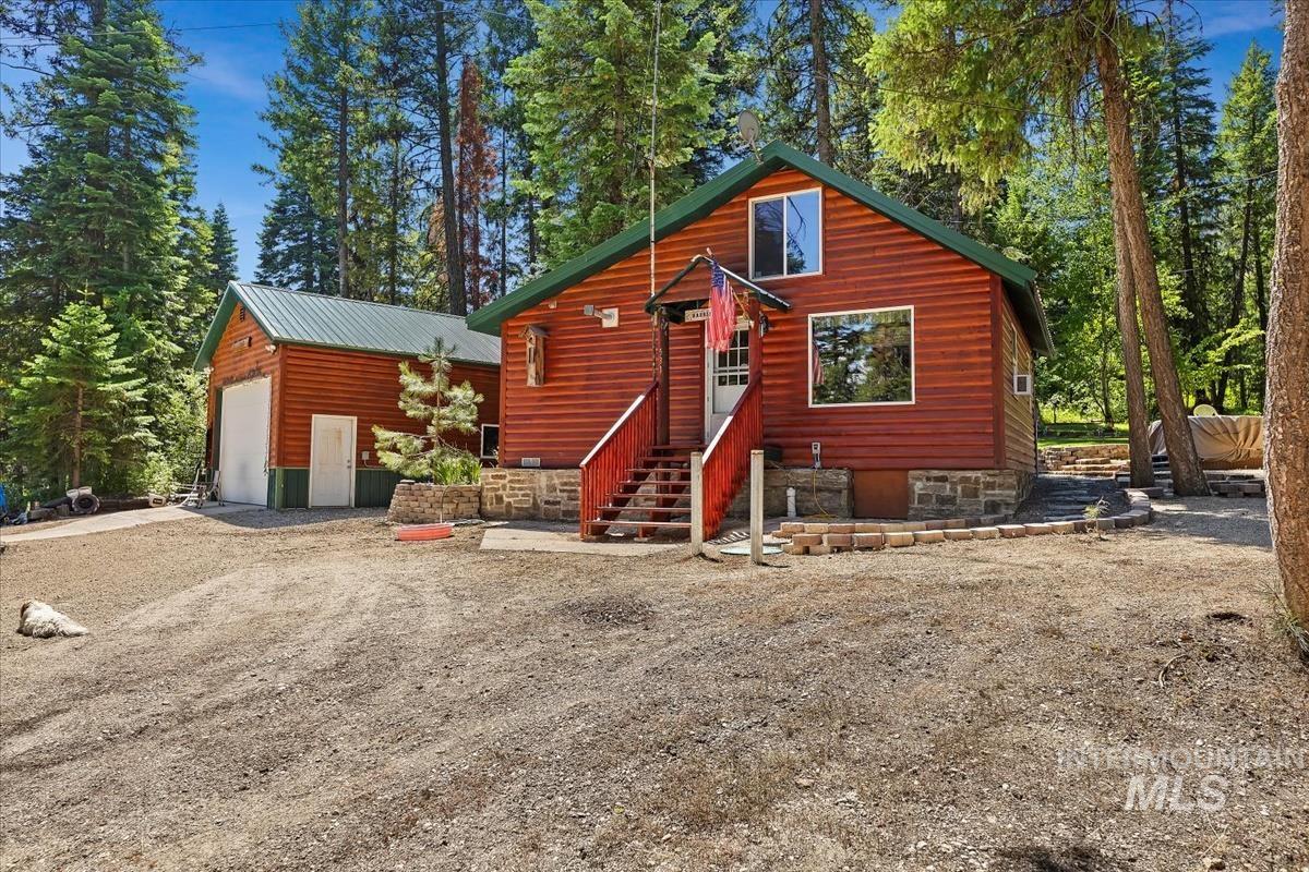 531 Brenda Dr, Cascade, Idaho 83611, 2 Bedrooms, 1 Bathroom, Residential For Sale, Price $449,900,MLS 98994511