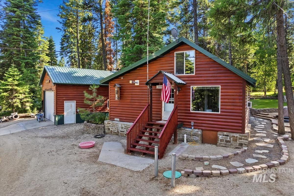 531 Brenda Dr, Cascade, Idaho 83611, 2 Bedrooms, 1 Bathroom, Residential For Sale, Price $449,900,MLS 98994511