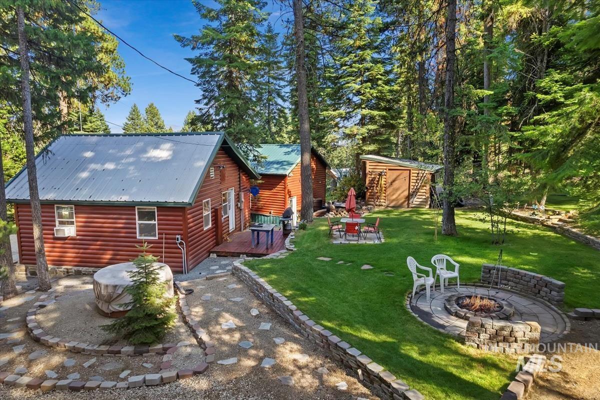531 Brenda Dr, Cascade, Idaho 83611, 2 Bedrooms, 1 Bathroom, Residential For Sale, Price $449,900,MLS 98994511