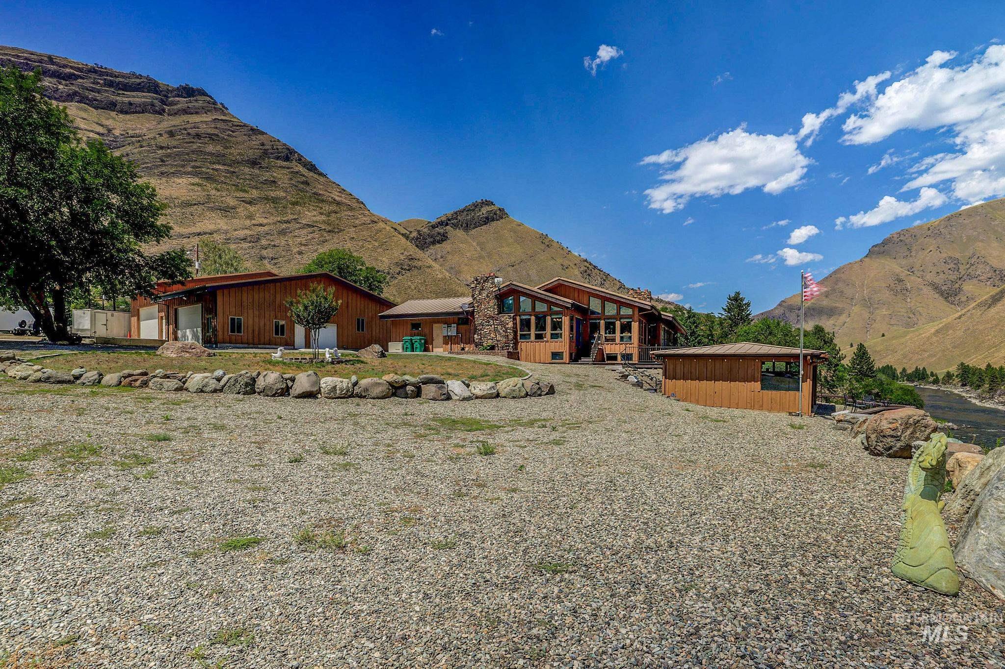 420-422 Main Street, Riggins, Idaho 83549, 3 Bedrooms, 3.5 Bathrooms, Residential For Sale, Price $1,749,000,MLS 98994513