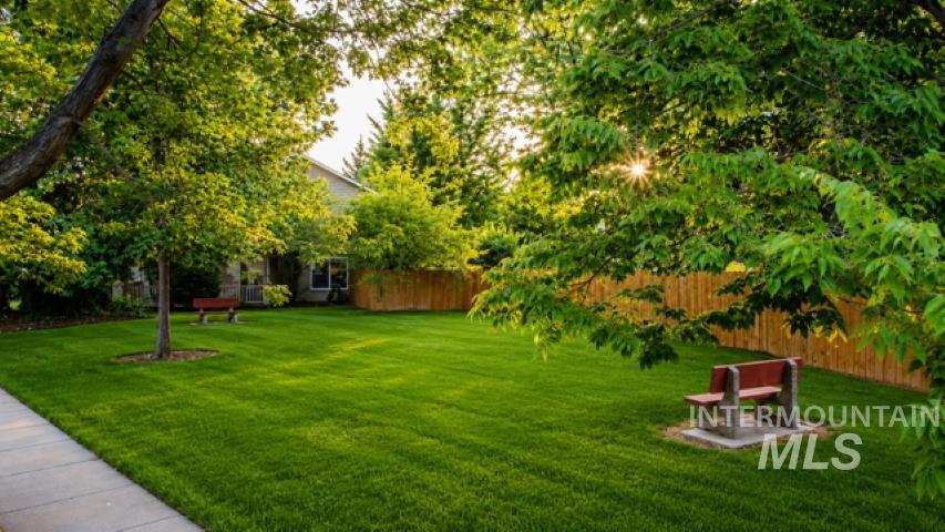731 E Ridge Dr, Eagle, Idaho 83616, 4 Bedrooms, 3.5 Bathrooms, Residential For Sale, Price $750,000,MLS 98994518