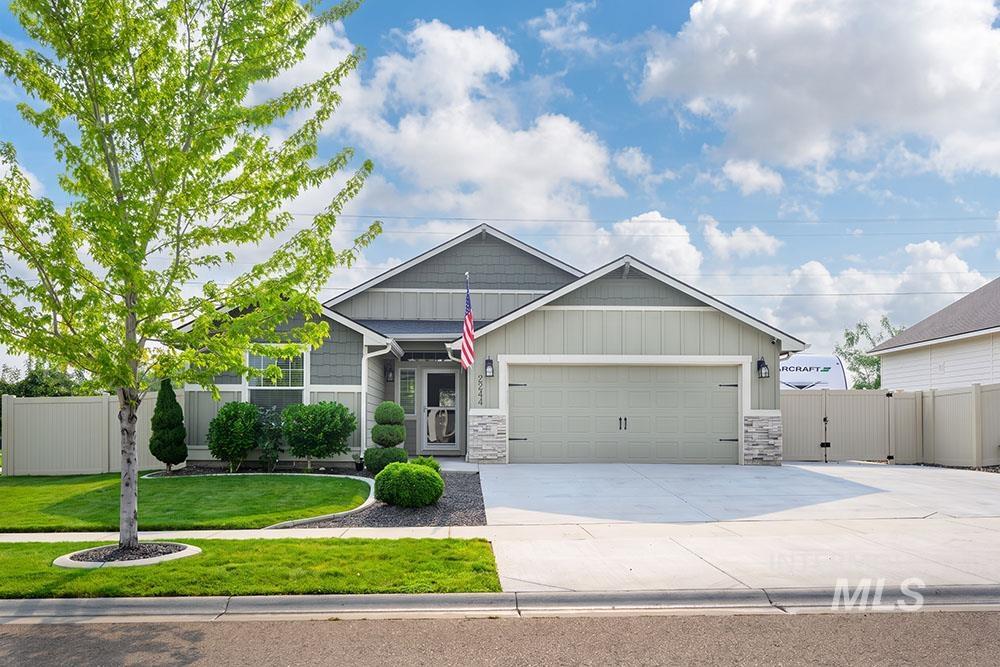 2244 S Knotty Timber Pl, Meridian, Idaho 83642, 3 Bedrooms, 2 Bathrooms, Residential For Sale, Price $499,990,MLS 98994519