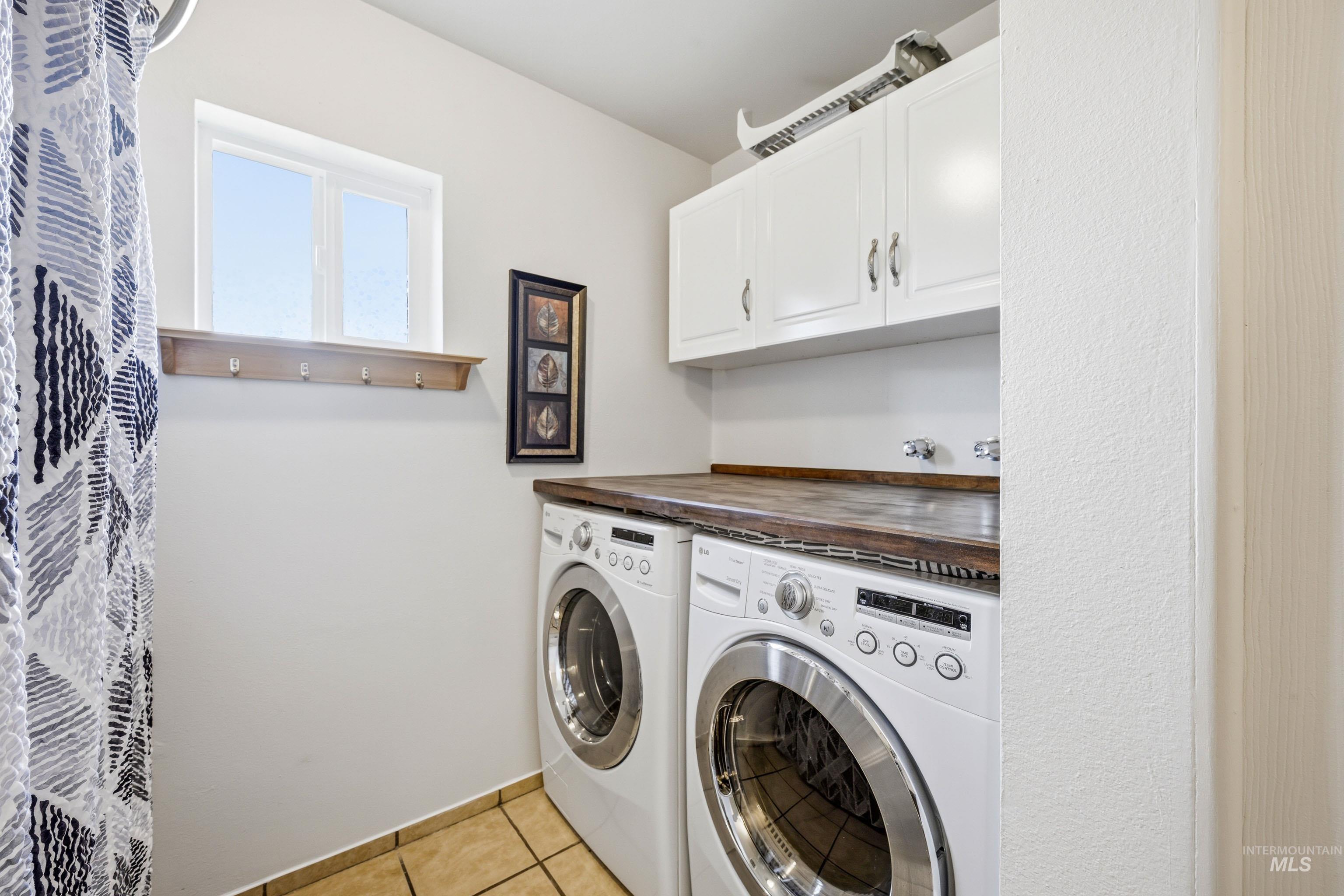 828 N Meadow St., Moscow, Idaho 83843, 2 Bedrooms, 1 Bathroom, Residential For Sale, Price $298,000, 98994529