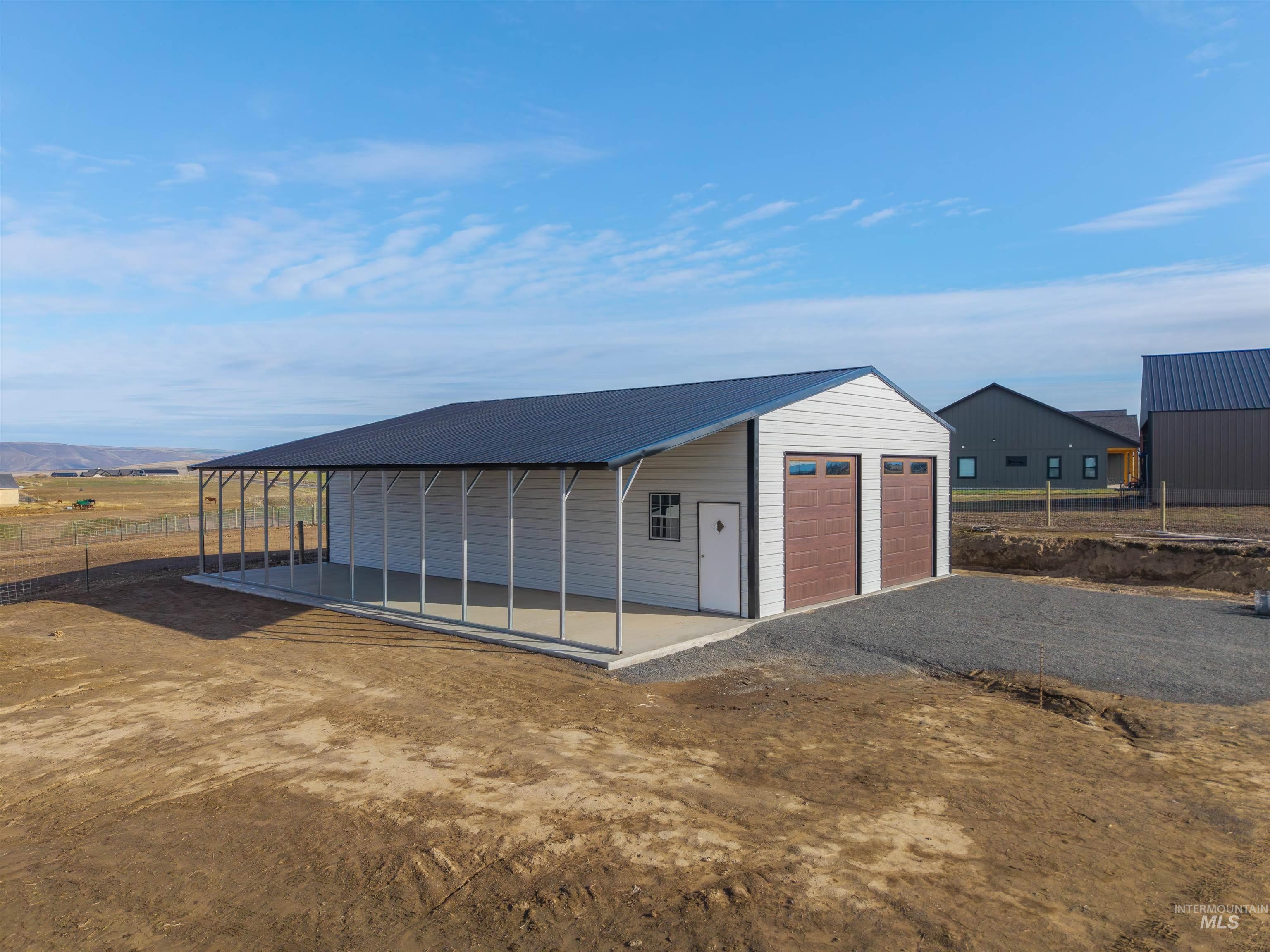 2227 Orchards Ave, Lewiston, Idaho 83501, 4 Bedrooms, 2.5 Bathrooms, Residential For Sale, Price $940,000, 98994535