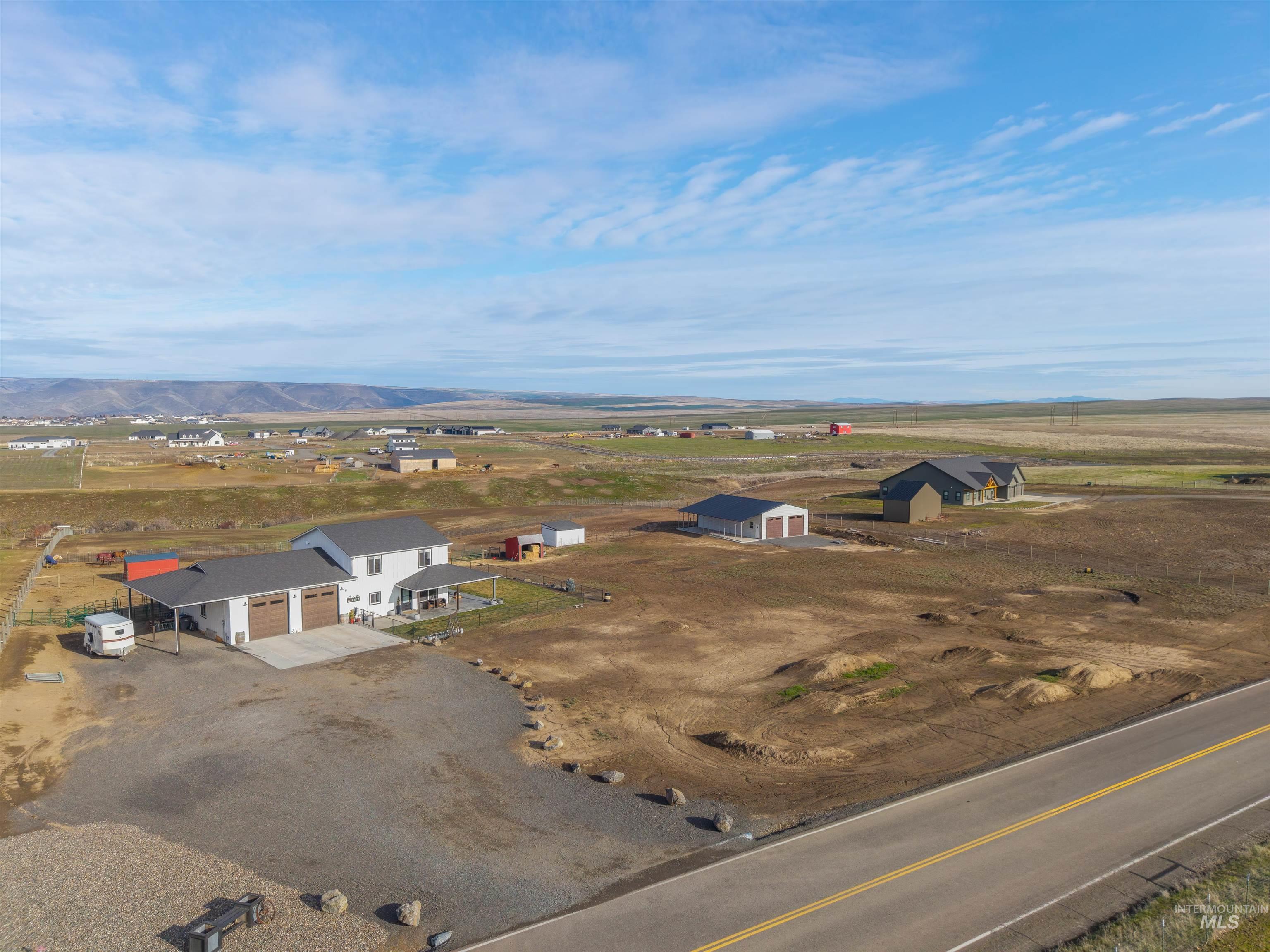 2227 Orchards Ave, Lewiston, Idaho 83501, 4 Bedrooms, 2.5 Bathrooms, Residential For Sale, Price $940,000, 98994535