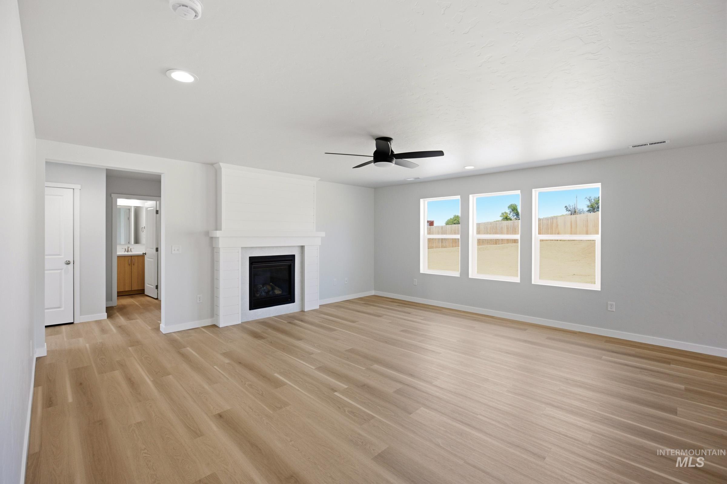 1075 Coffee Pond Ave, Middleton, Idaho 83644, 4 Bedrooms, 3 Bathrooms, Residential For Sale, Price $639,990,MLS 98994543