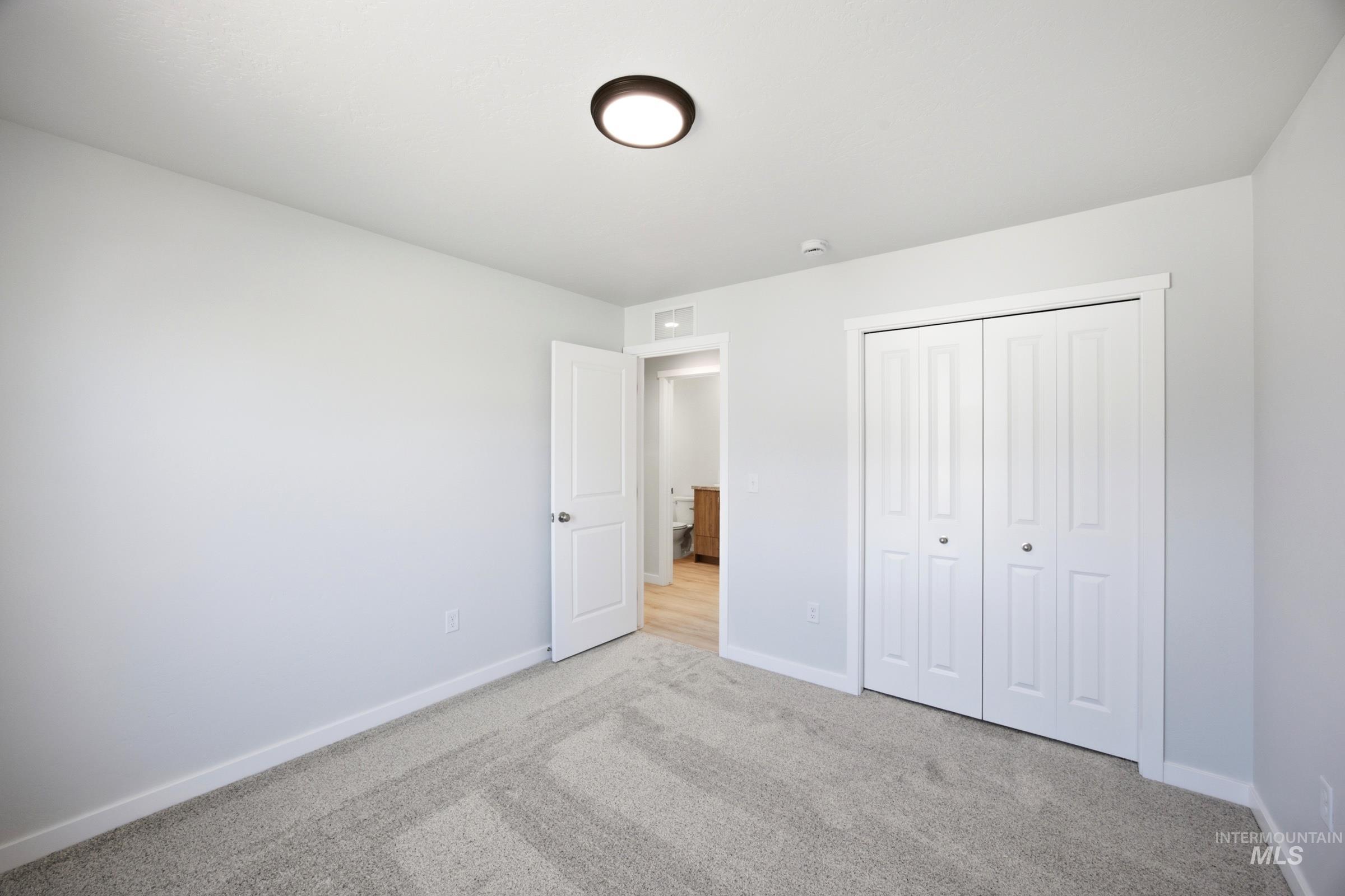 1360 Sunday River St, Middleton, Idaho 83644, 3 Bedrooms, 2 Bathrooms, Residential For Sale, Price $429,990,MLS 98994544