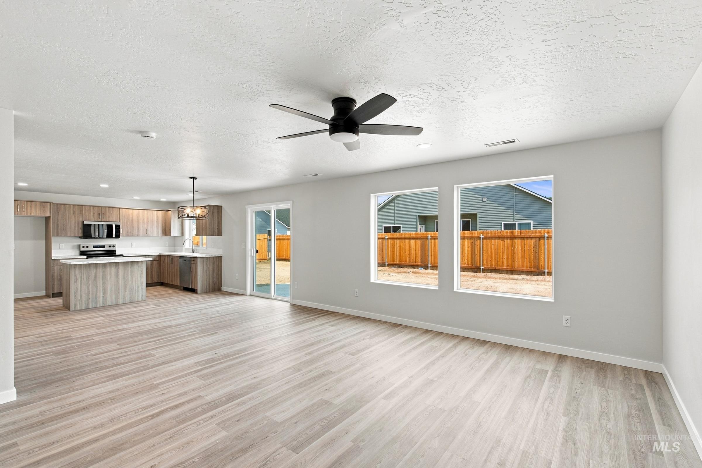 1452 Sunday River St, Middleton, Idaho 83644, 4 Bedrooms, 2.5 Bathrooms, Residential For Sale, Price $459,990, 98994545