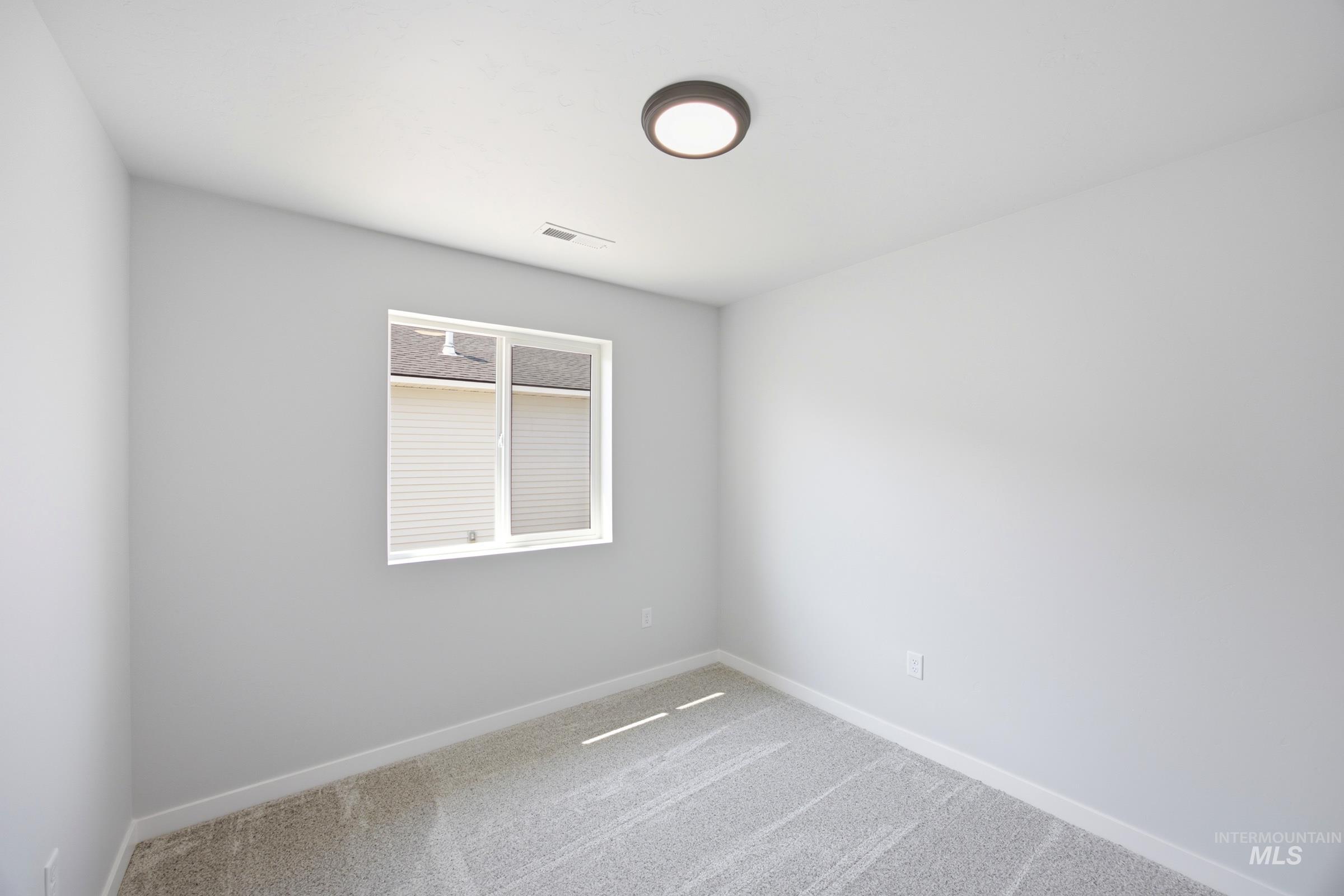 220 Benbrook Ave, Caldwell, Idaho 83605, 3 Bedrooms, 2 Bathrooms, Residential For Sale, Price $395,990,MLS 98994547