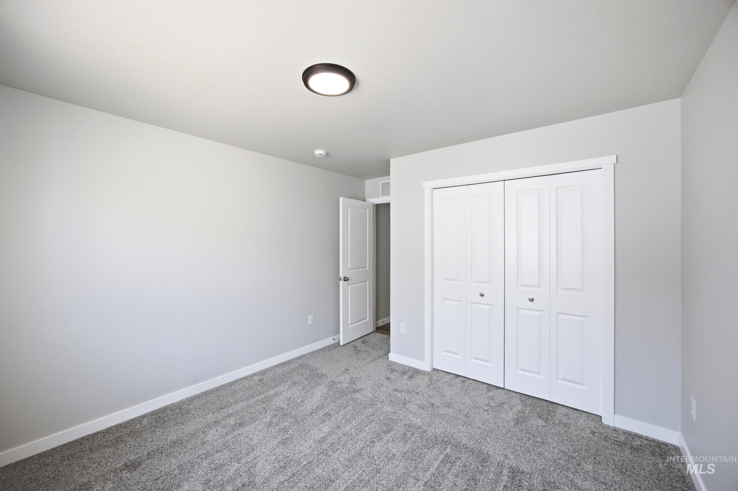216 Benbrook Ave, Caldwell, Idaho 83605, 4 Bedrooms, 2 Bathrooms, Residential For Sale, Price $449,990,MLS 98994548