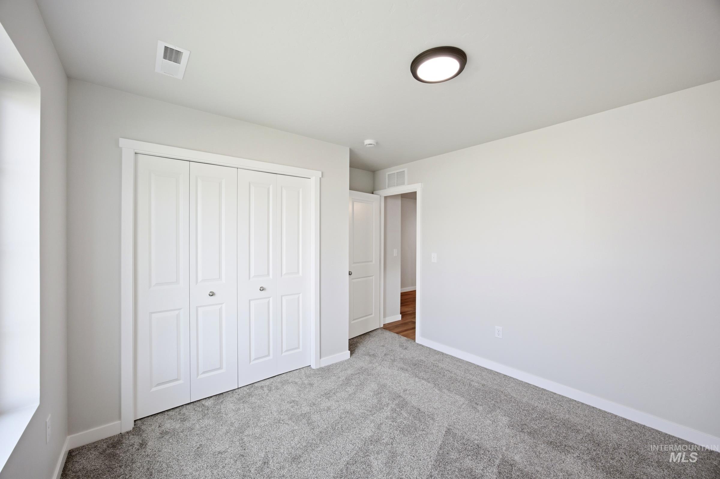 216 Benbrook Ave, Caldwell, Idaho 83605, 4 Bedrooms, 2 Bathrooms, Residential For Sale, Price $449,990,MLS 98994548