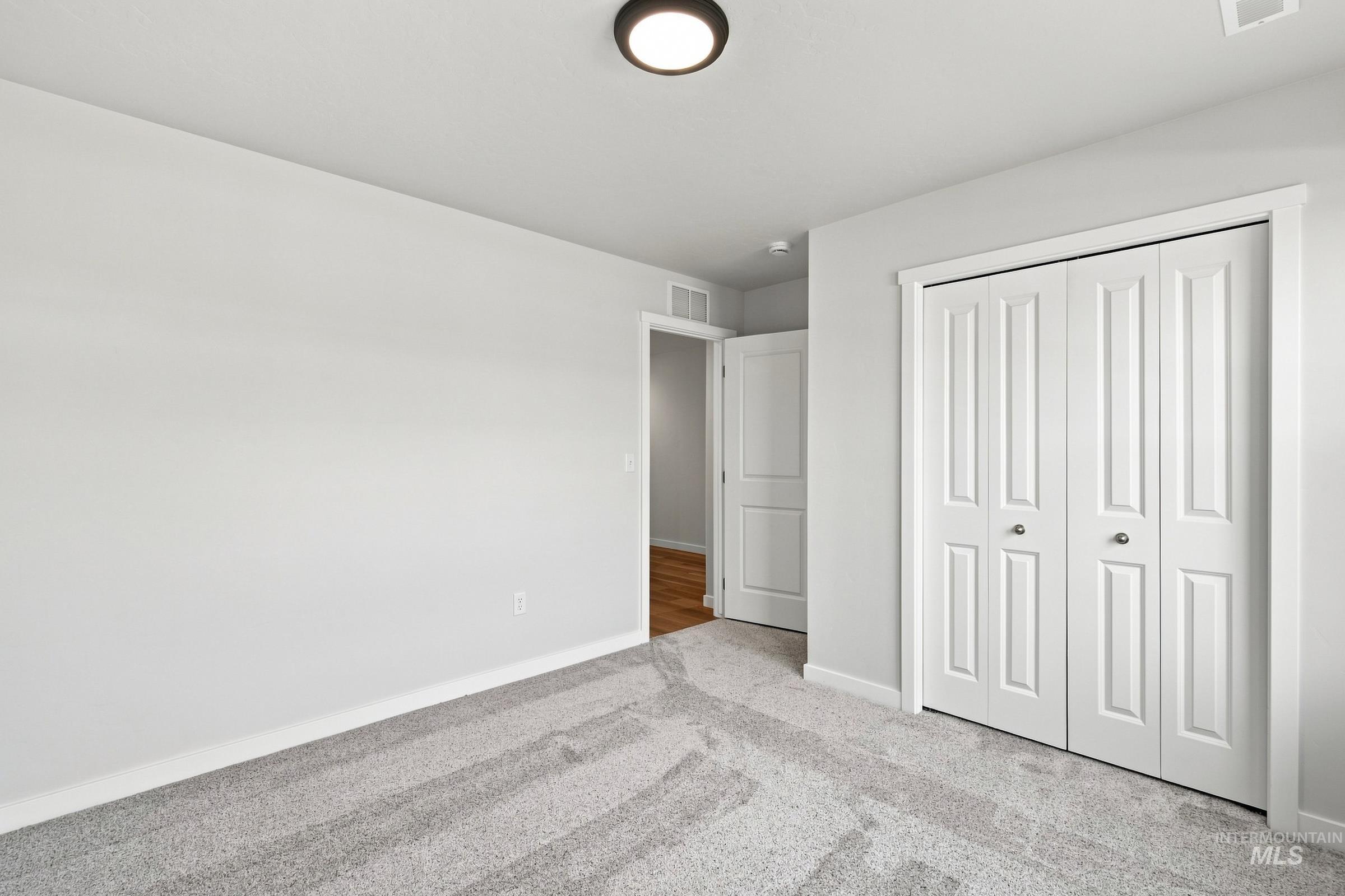 212 Benbrook Ave, Caldwell, Idaho 83605, 3 Bedrooms, 2 Bathrooms, Residential For Sale, Price $439,990,MLS 98994549