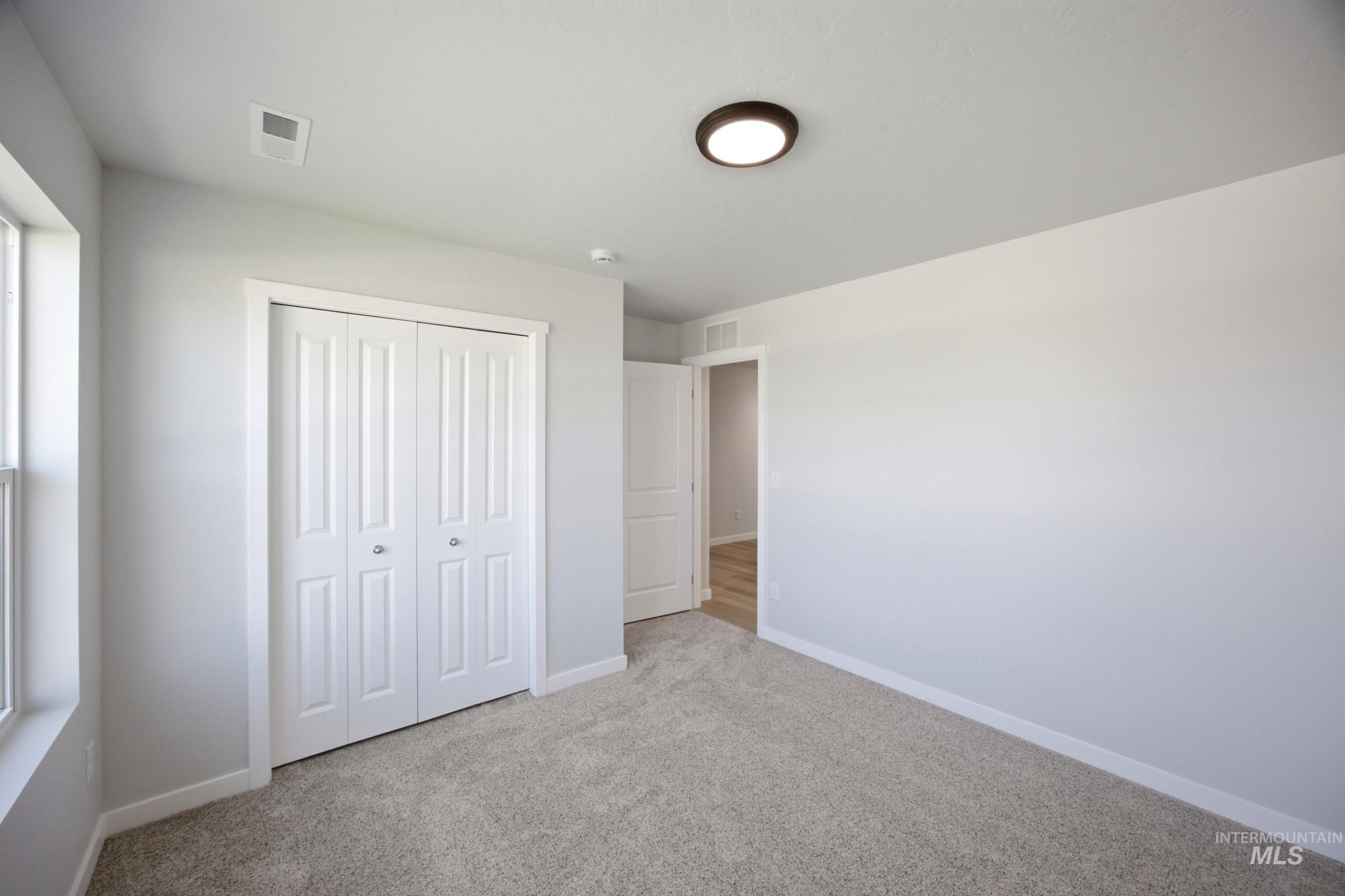 223 Hildago Way, Caldwell, Idaho 83605, 3 Bedrooms, 2 Bathrooms, Residential For Sale, Price $439,990,MLS 98994552