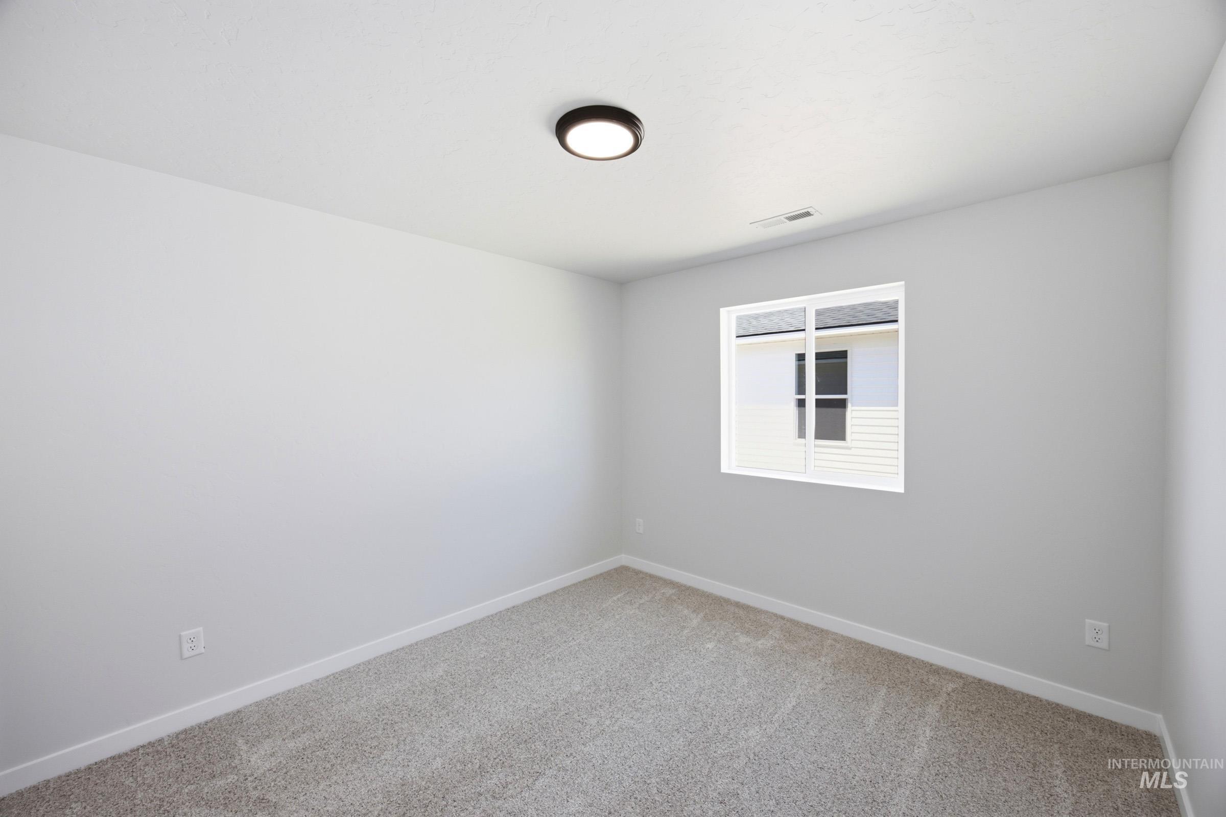 223 Hildago Way, Caldwell, Idaho 83605, 3 Bedrooms, 2 Bathrooms, Residential For Sale, Price $439,990,MLS 98994552
