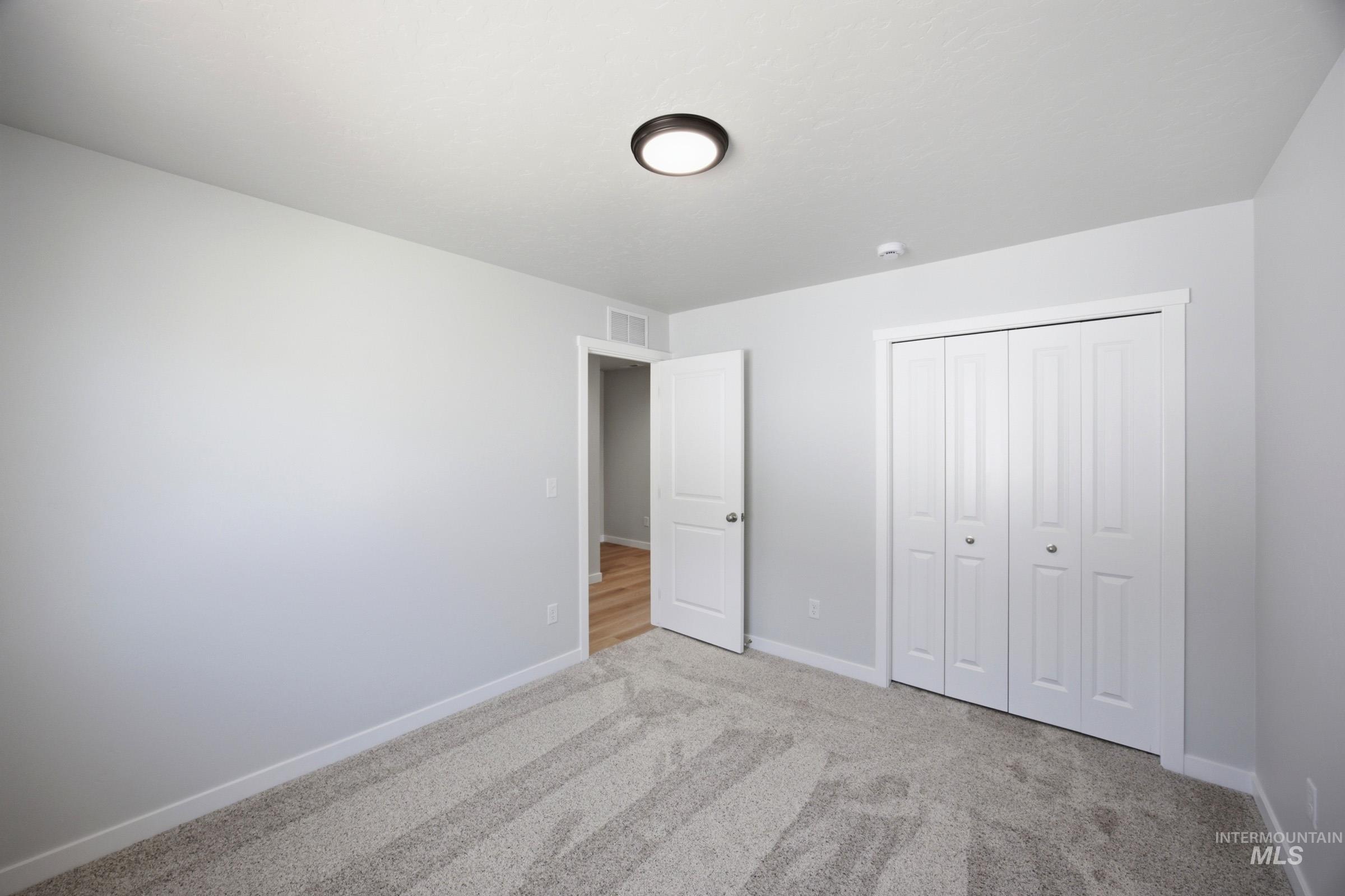 223 Hildago Way, Caldwell, Idaho 83605, 3 Bedrooms, 2 Bathrooms, Residential For Sale, Price $439,990,MLS 98994552