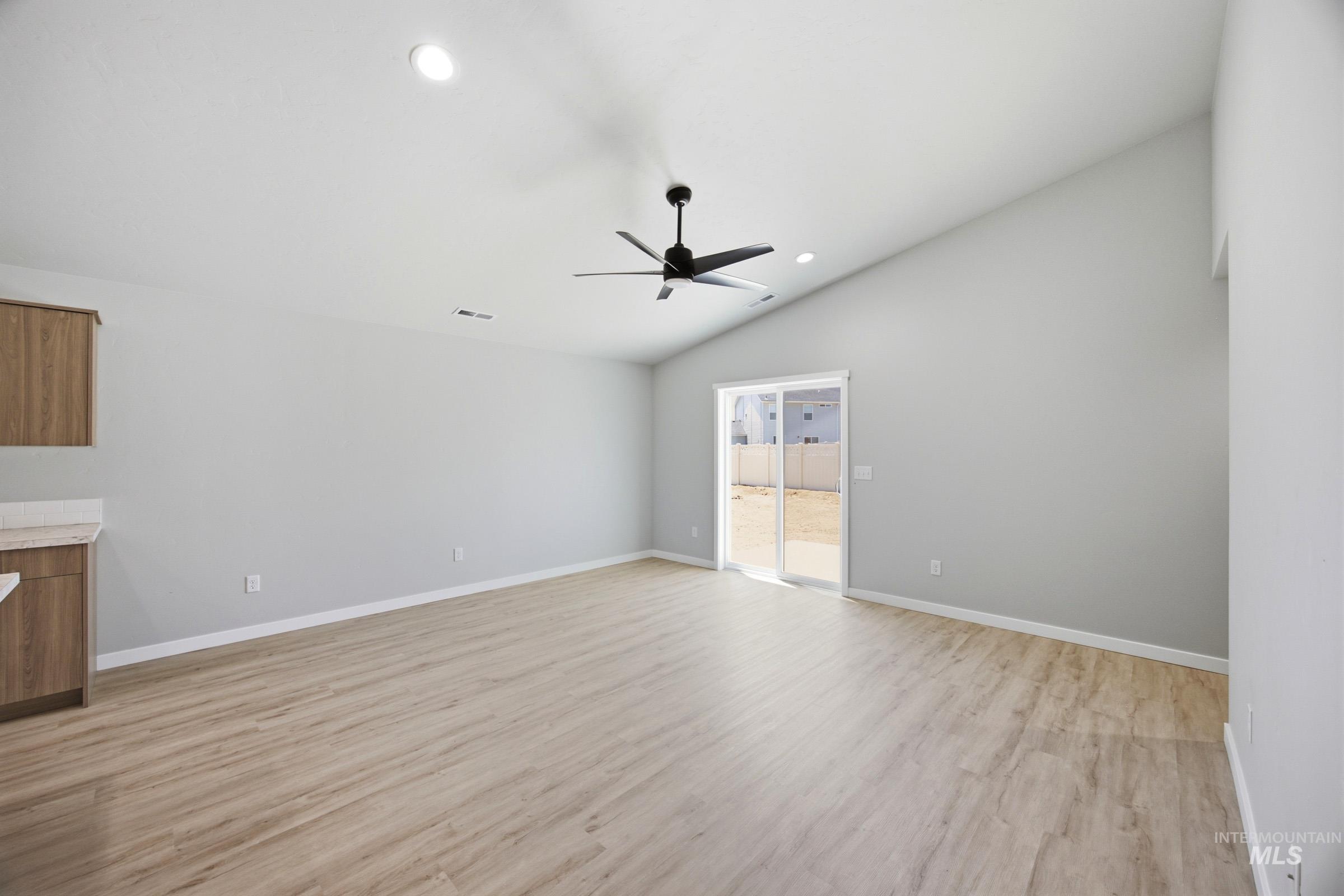 221 Hildago Way, Caldwell, Idaho 83605, 3 Bedrooms, 2 Bathrooms, Residential For Sale, Price $411,990, 98994553
