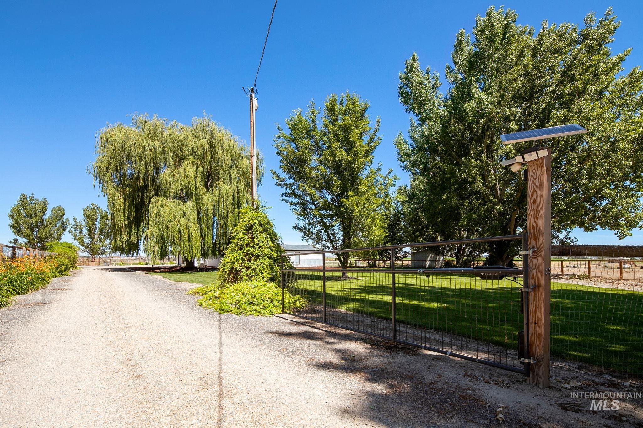5600 Country Estates Dr, Marsing, Idaho 83639, 3 Bedrooms, 2 Bathrooms, Residential For Sale, Price $575,000, 98994554