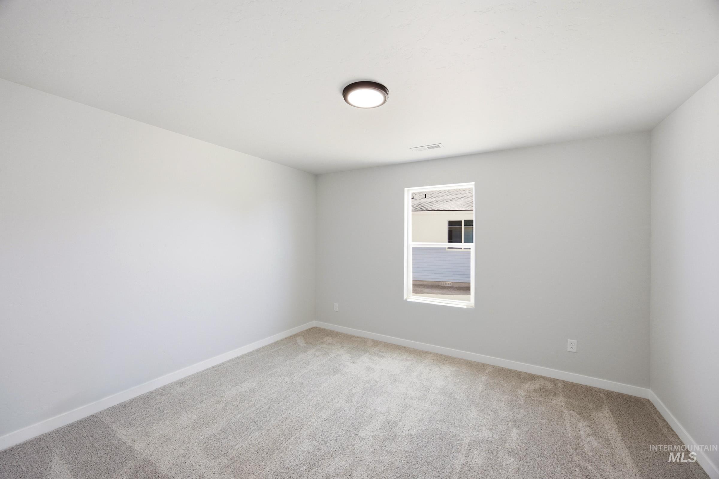 219 Hildago Way, Caldwell, Idaho 83605, 3 Bedrooms, 2 Bathrooms, Residential For Sale, Price $438,990,MLS 98994555
