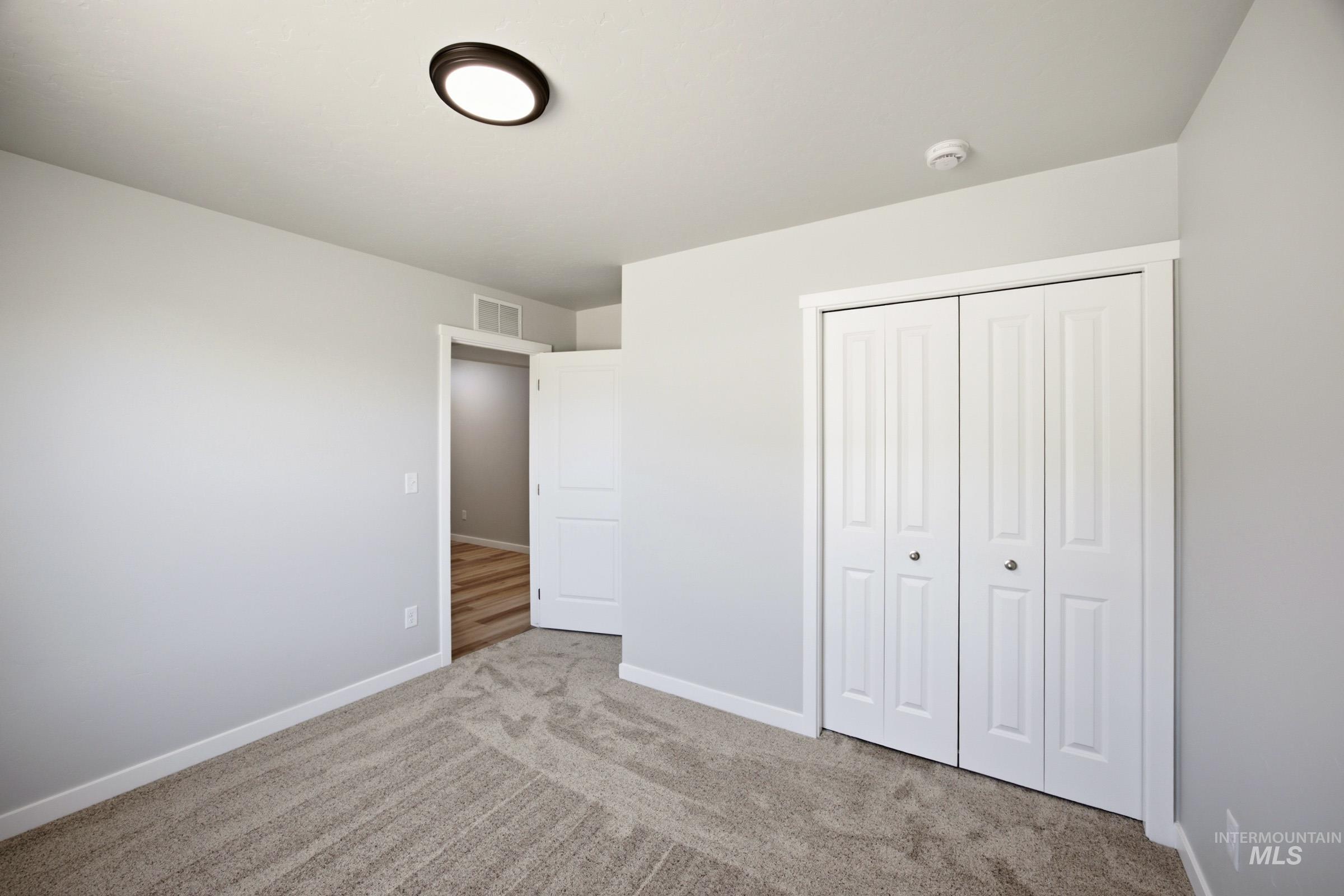 219 Hildago Way, Caldwell, Idaho 83605, 3 Bedrooms, 2 Bathrooms, Residential For Sale, Price $438,990,MLS 98994555