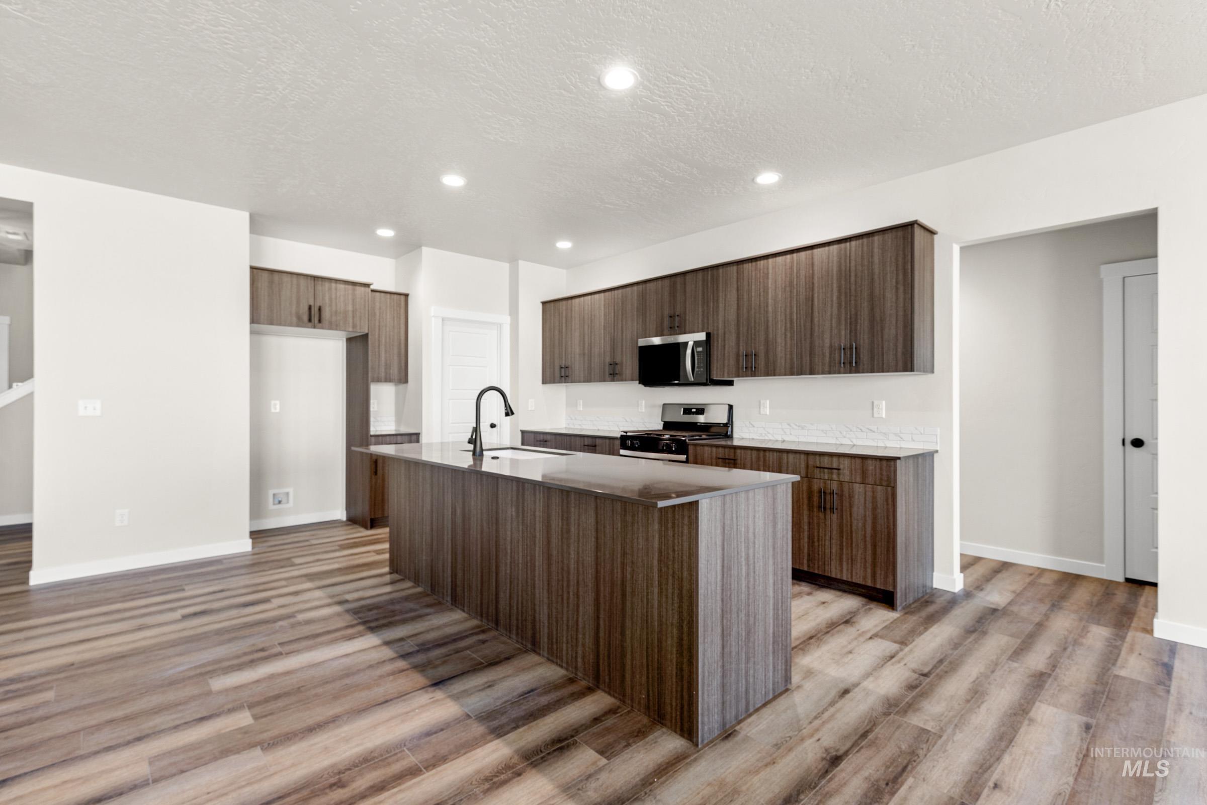 4358 E Woodmurra St, Meridian, Idaho 83642, 4 Bedrooms, 2 Bathrooms, Residential For Sale, Price $669,990,MLS 98994562