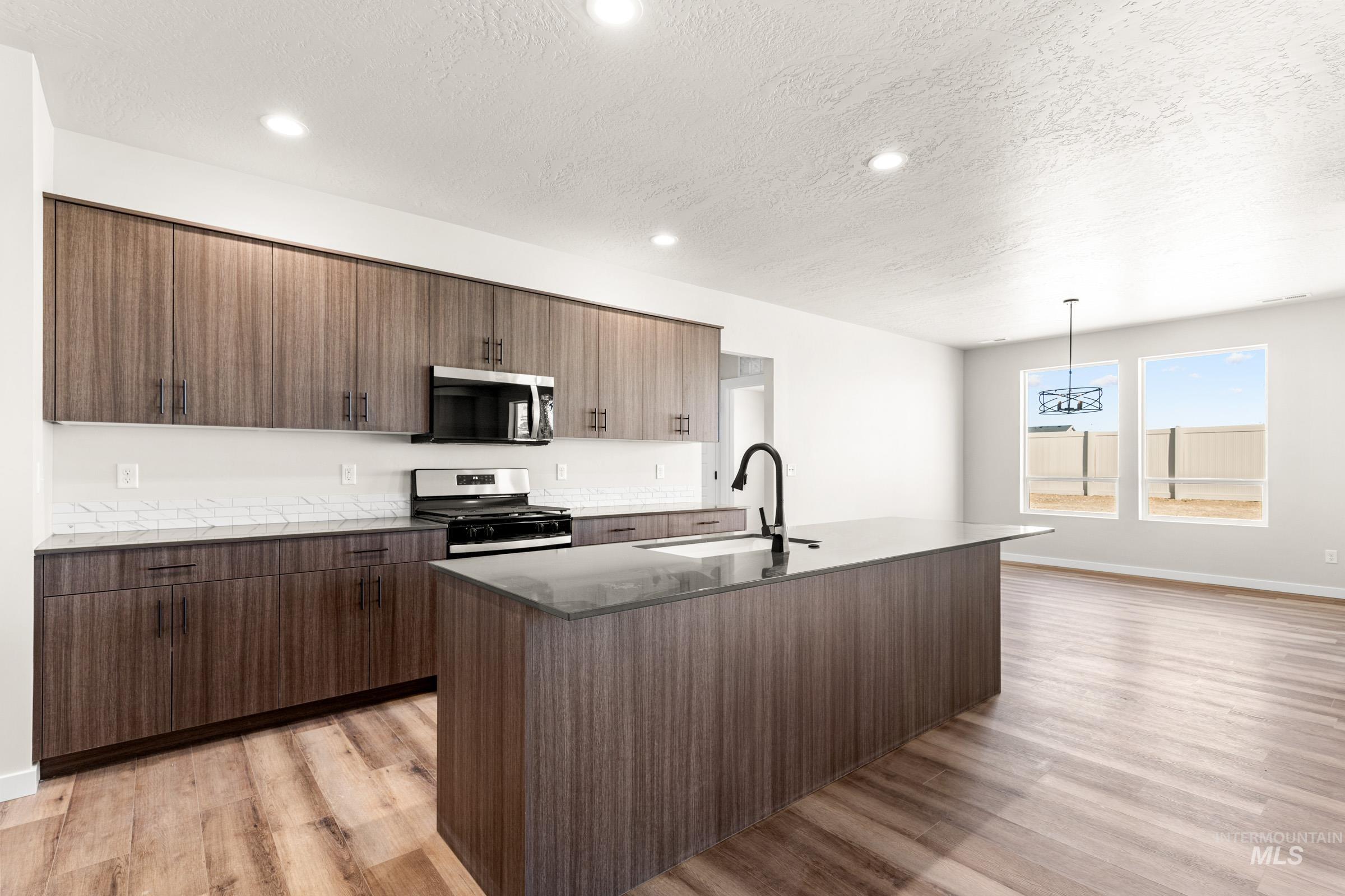 4358 E Woodmurra St, Meridian, Idaho 83642, 4 Bedrooms, 2 Bathrooms, Residential For Sale, Price $669,990,MLS 98994562
