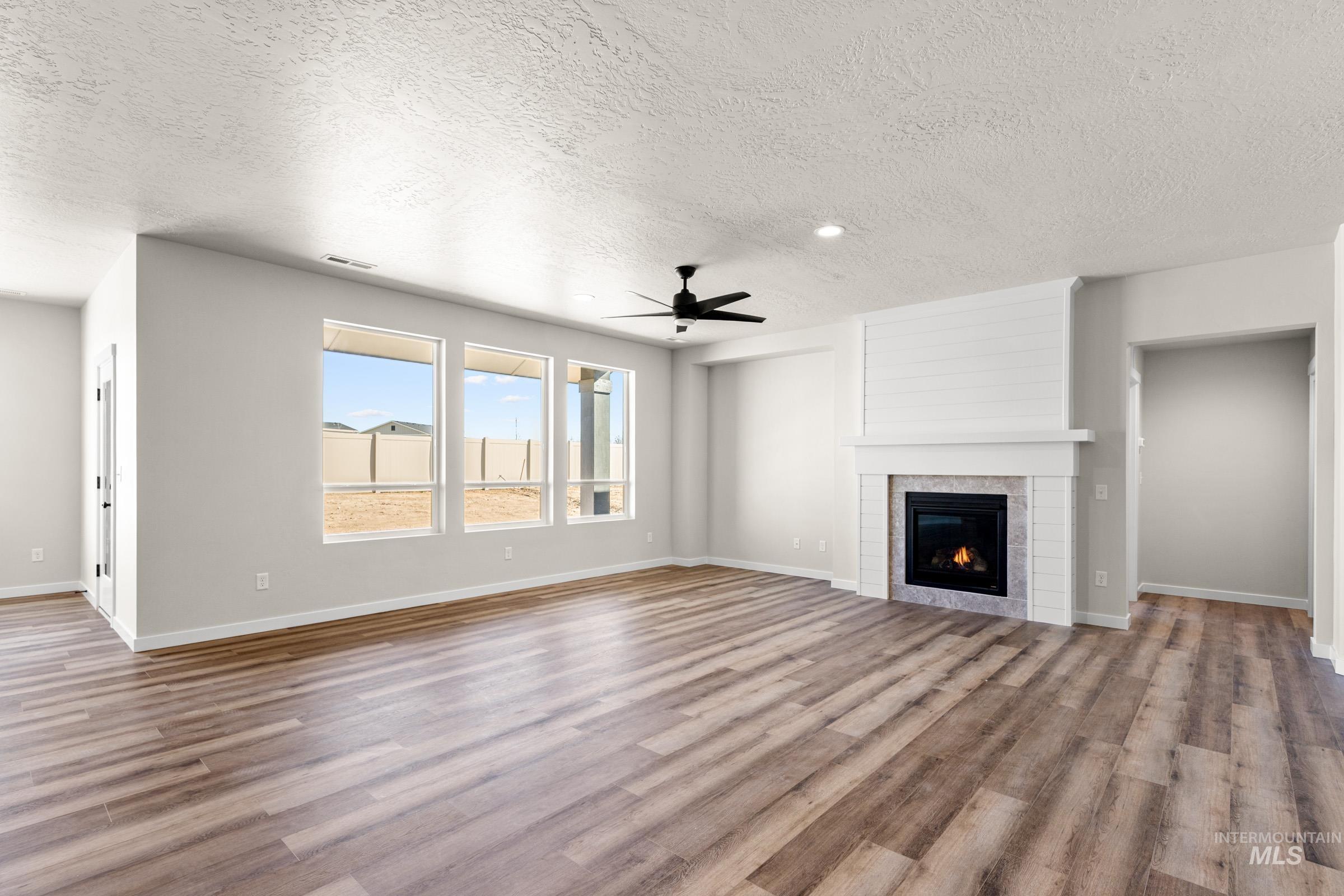 4358 E Woodmurra St, Meridian, Idaho 83642, 4 Bedrooms, 2 Bathrooms, Residential For Sale, Price $669,990,MLS 98994562