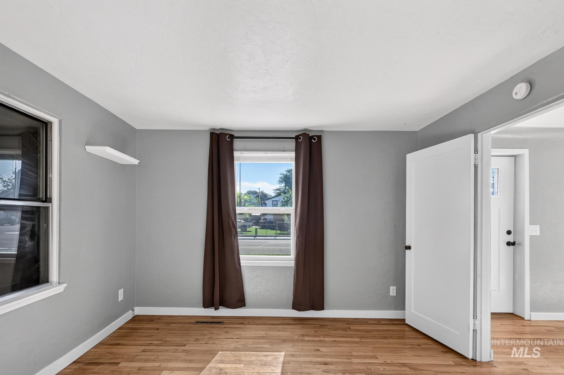2624 College Ave, Caldwell, Idaho 83605, 3 Bedrooms, 1 Bathroom, Residential For Sale, Price $339,900, 98994569