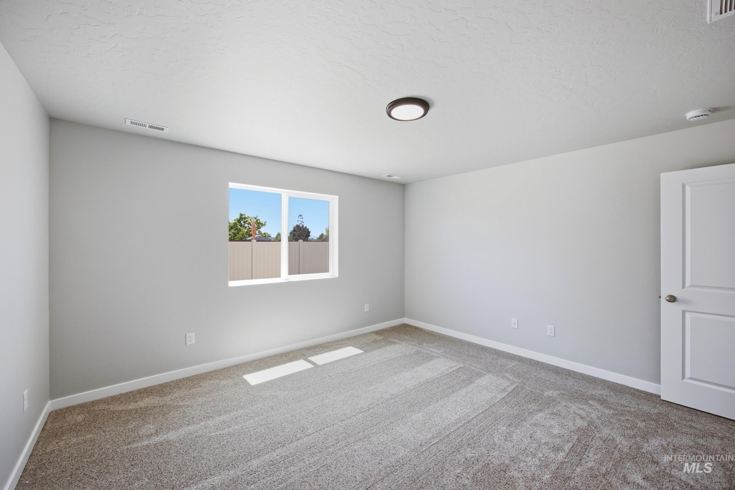 93 N Tideberry Ave, Kuna, Idaho 83634, 3 Bedrooms, 2 Bathrooms, Residential For Sale, Price $427,990,MLS 98994571