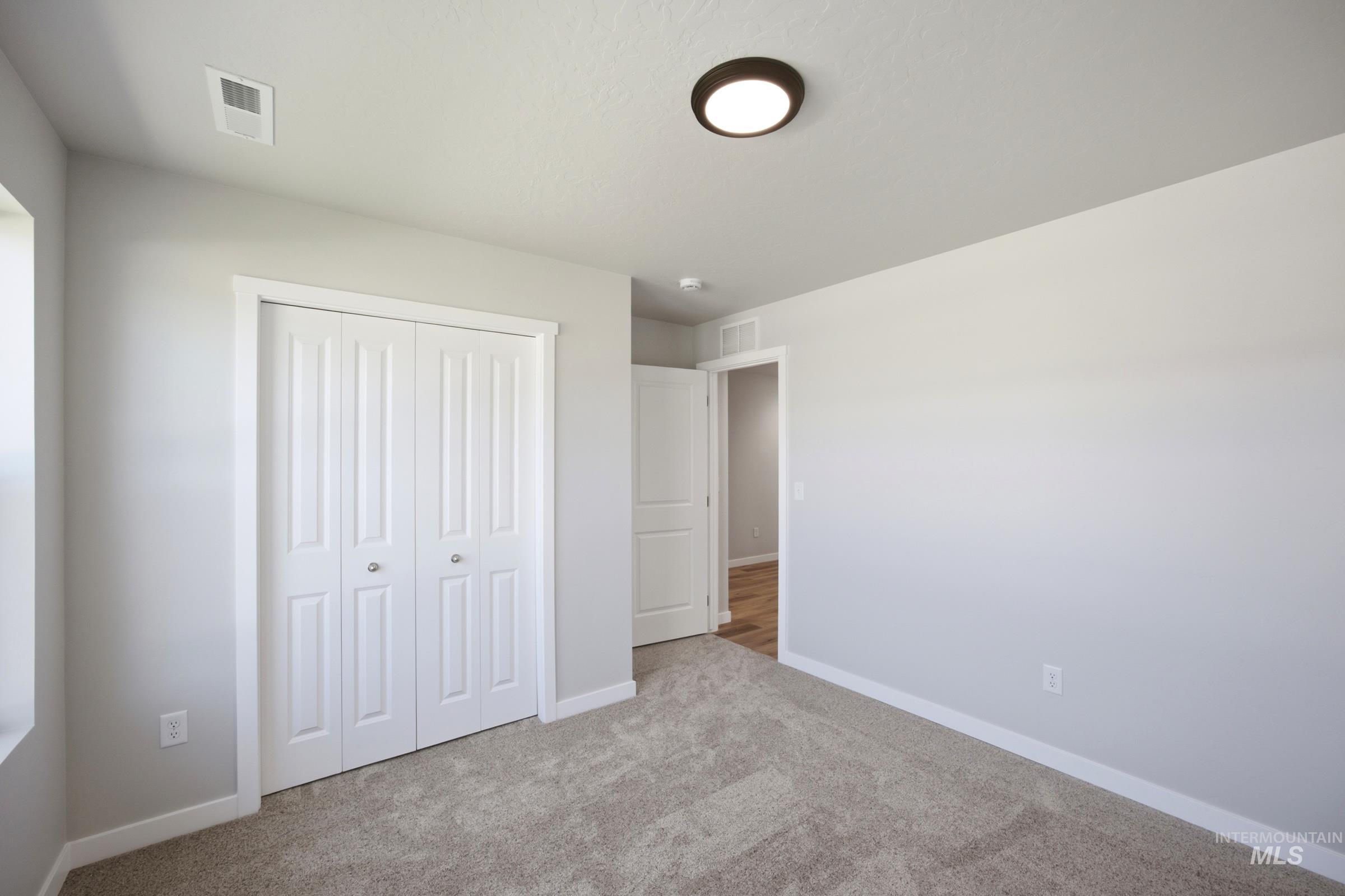 93 N Tideberry Ave, Kuna, Idaho 83634, 3 Bedrooms, 2 Bathrooms, Residential For Sale, Price $427,990,MLS 98994571