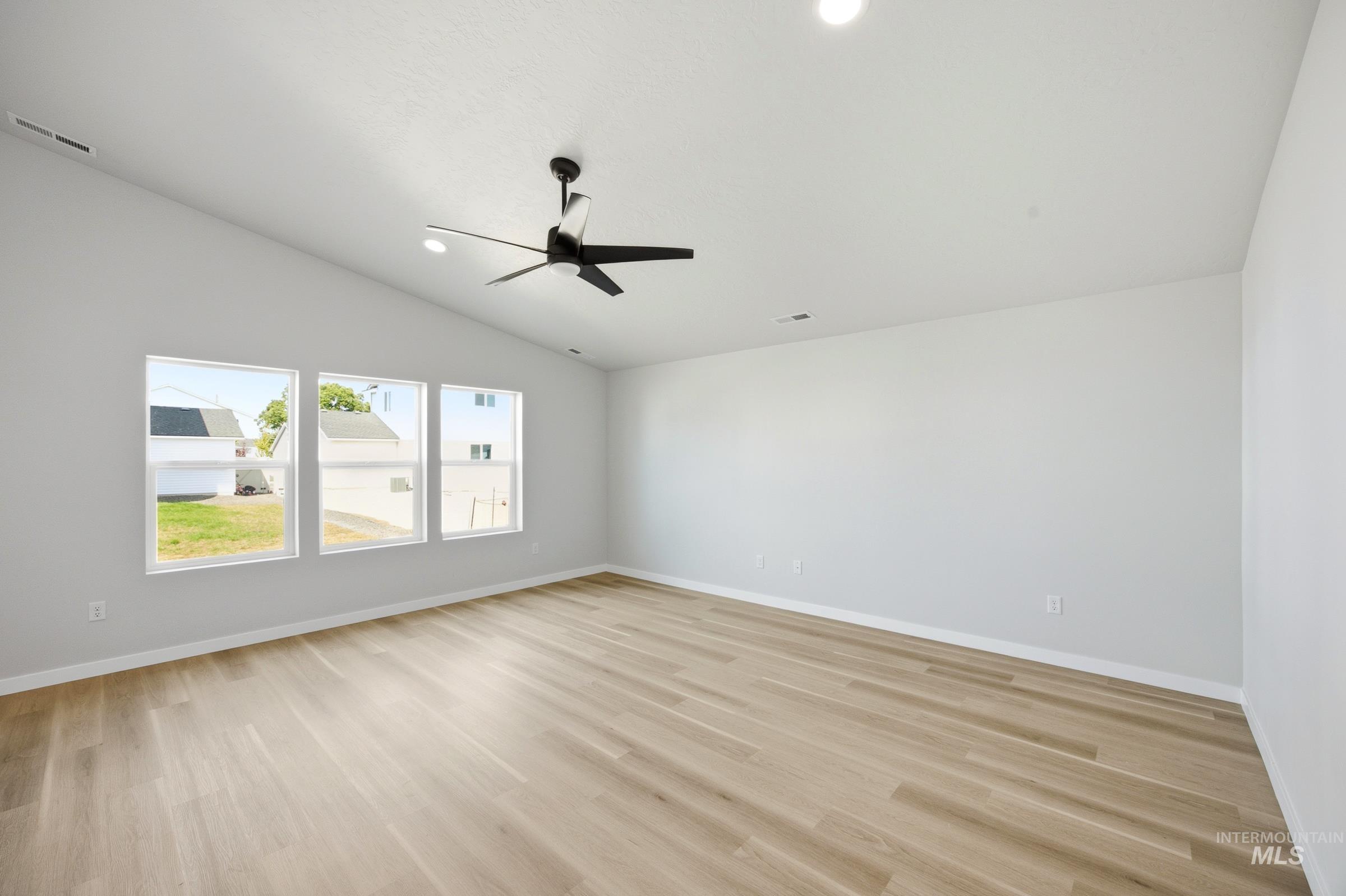16579 N Shorthorn Lp, Nampa, Idaho 83651, 4 Bedrooms, 2 Bathrooms, Residential For Sale, Price $452,990,MLS 98994580