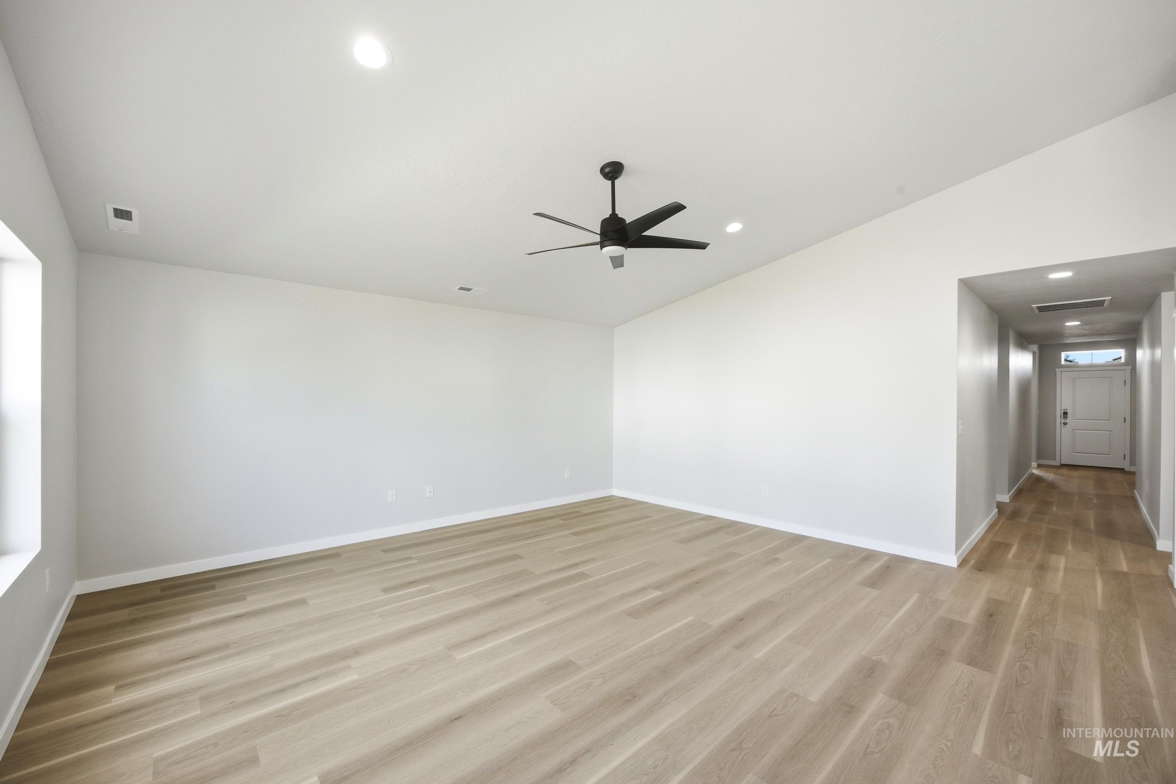 16579 N Shorthorn Lp, Nampa, Idaho 83651, 4 Bedrooms, 2 Bathrooms, Residential For Sale, Price $452,990,MLS 98994580