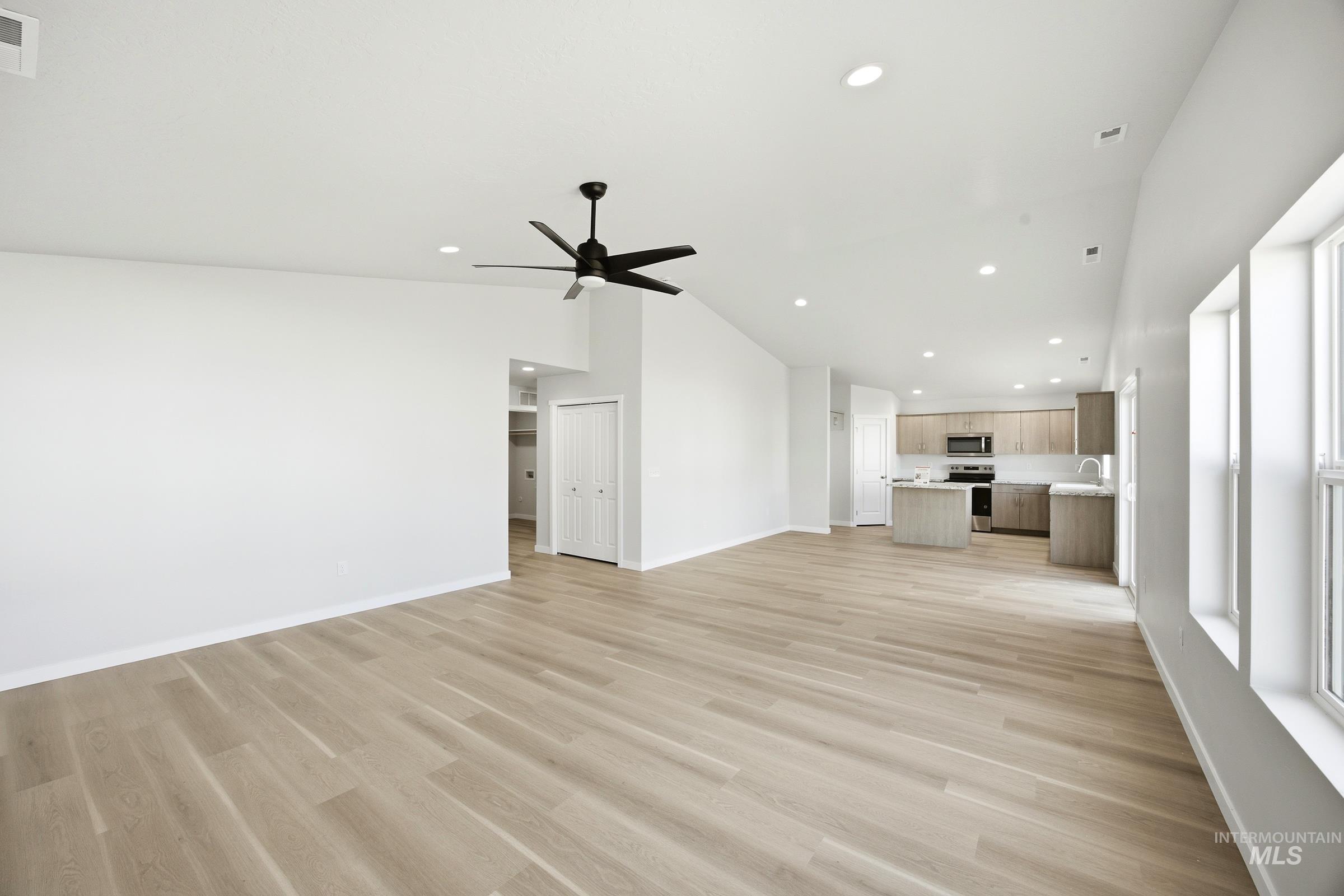 16579 N Shorthorn Lp, Nampa, Idaho 83651, 4 Bedrooms, 2 Bathrooms, Residential For Sale, Price $452,990,MLS 98994580