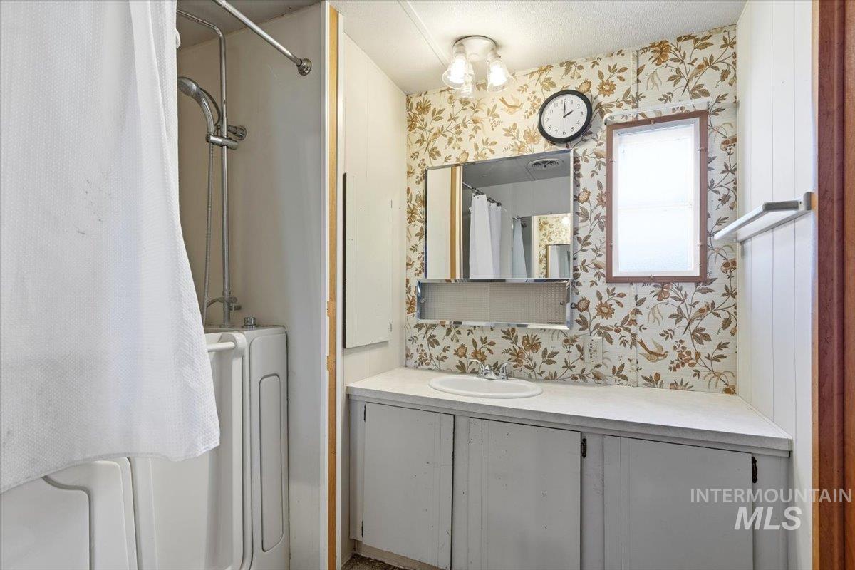 2712 N Argentina Ln, Boise, Idaho 83704, 2 Bedrooms, 1 Bathroom, Residential For Sale, Price $65,000,MLS 98994582
