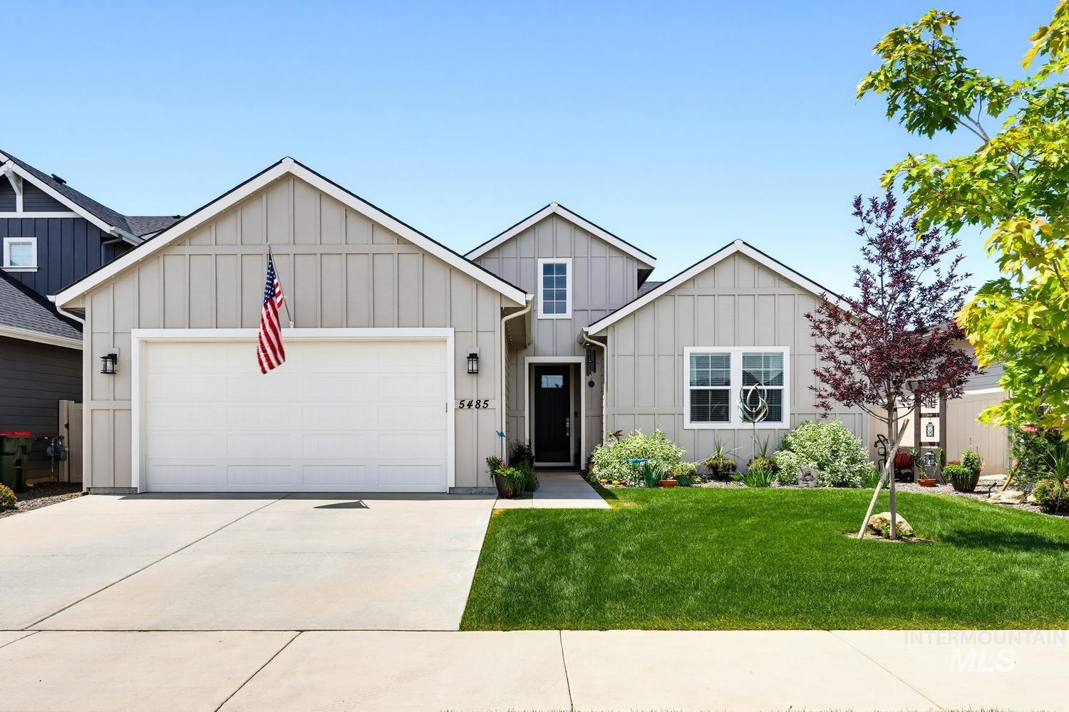 5485 N Patimos Ave, Meridian, Idaho 83646, 4 Bedrooms, 2 Bathrooms, Residential For Sale, Price $579,000,MLS 98994584