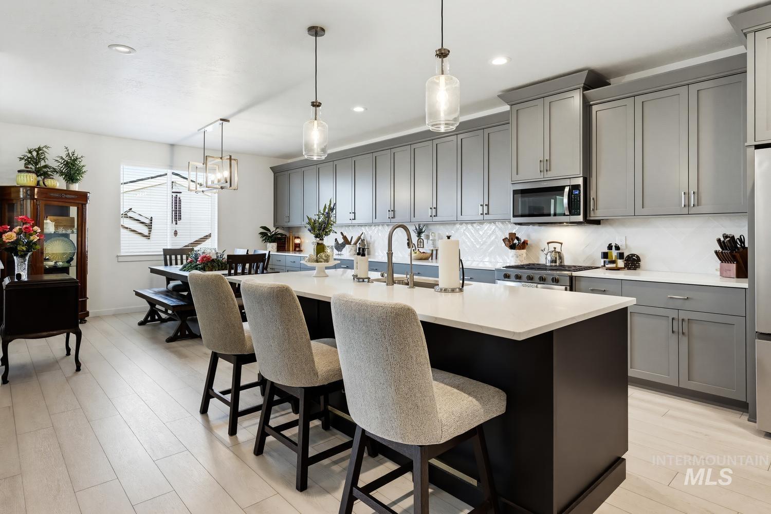 5485 N Patimos Ave, Meridian, Idaho 83646, 4 Bedrooms, 2 Bathrooms, Residential For Sale, Price $579,000,MLS 98994584