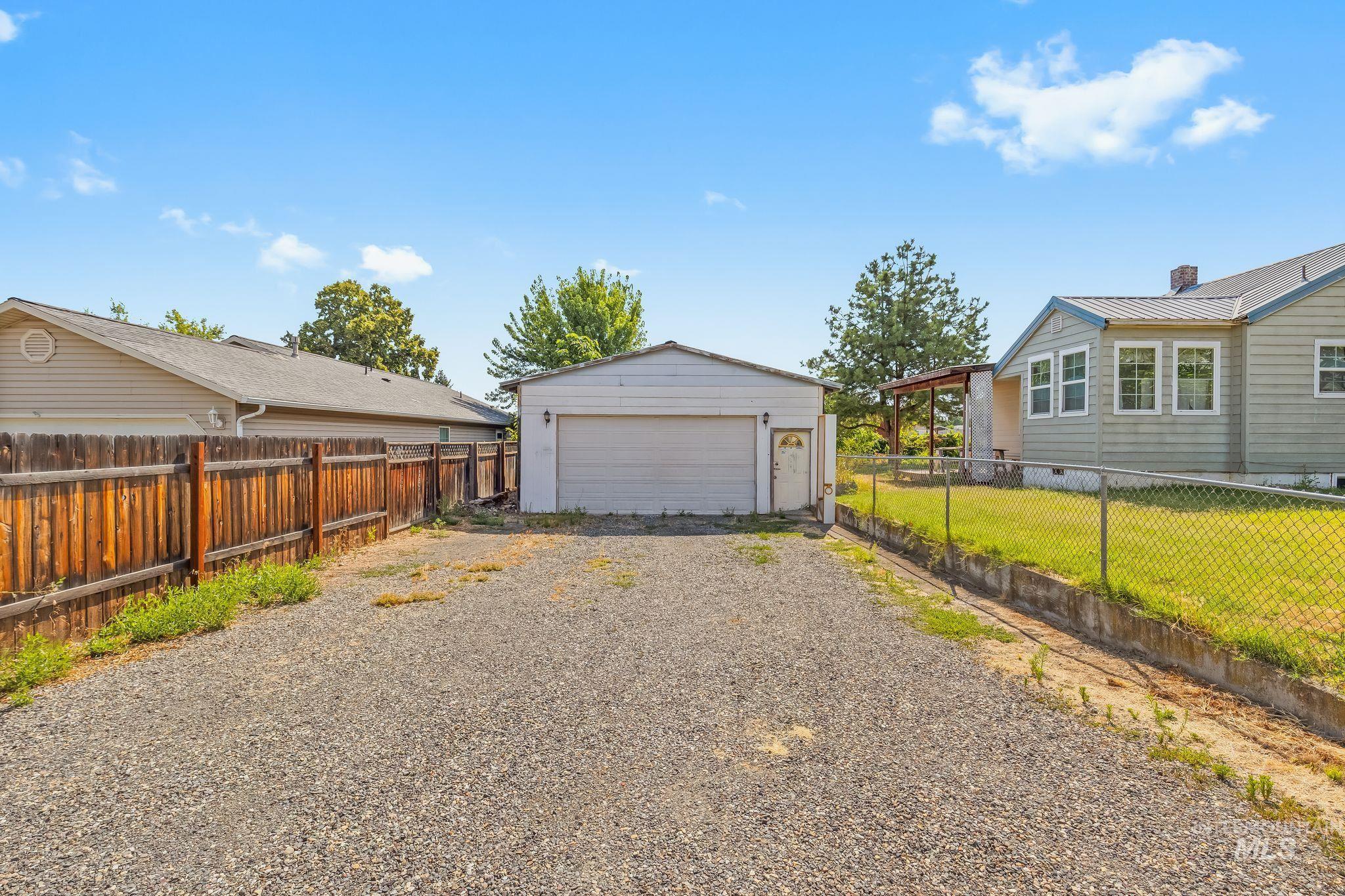 1446 Libby Street, Clarkston, Washington 99403, 3 Bedrooms, 1 Bathroom, Residential For Sale, Price $250,000, 98994589