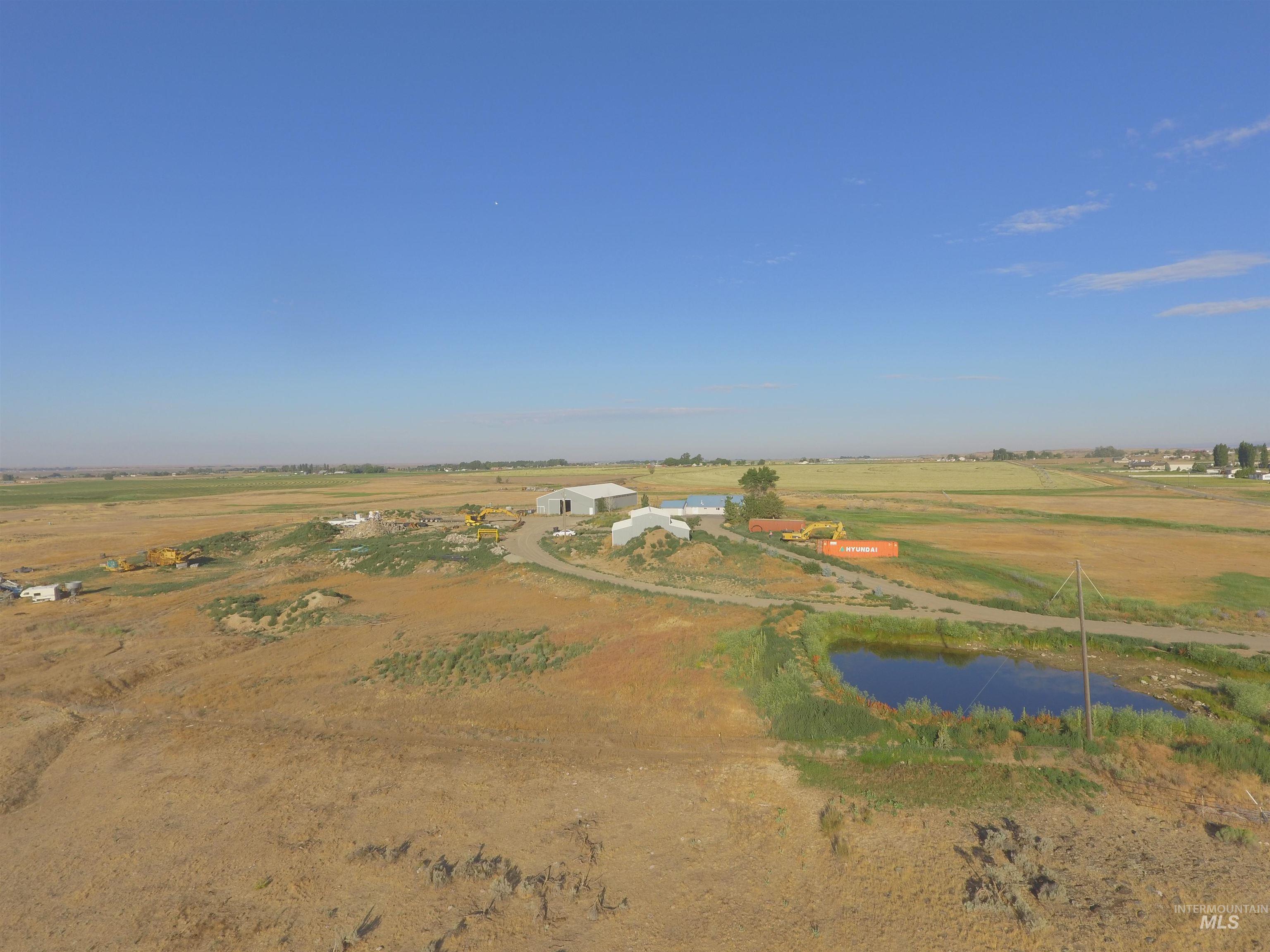 215 E 520 N, Shoshone, Idaho 83352, 3 Bedrooms, 2 Bathrooms, Residential For Sale, Price $900,000, 98994591