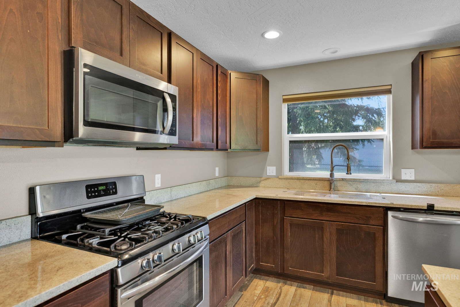 31229 10th Ave, Spirit Lake, Idaho 83869, 3 Bedrooms, 2 Bathrooms, Residential For Sale, Price $599,000, 98994593
